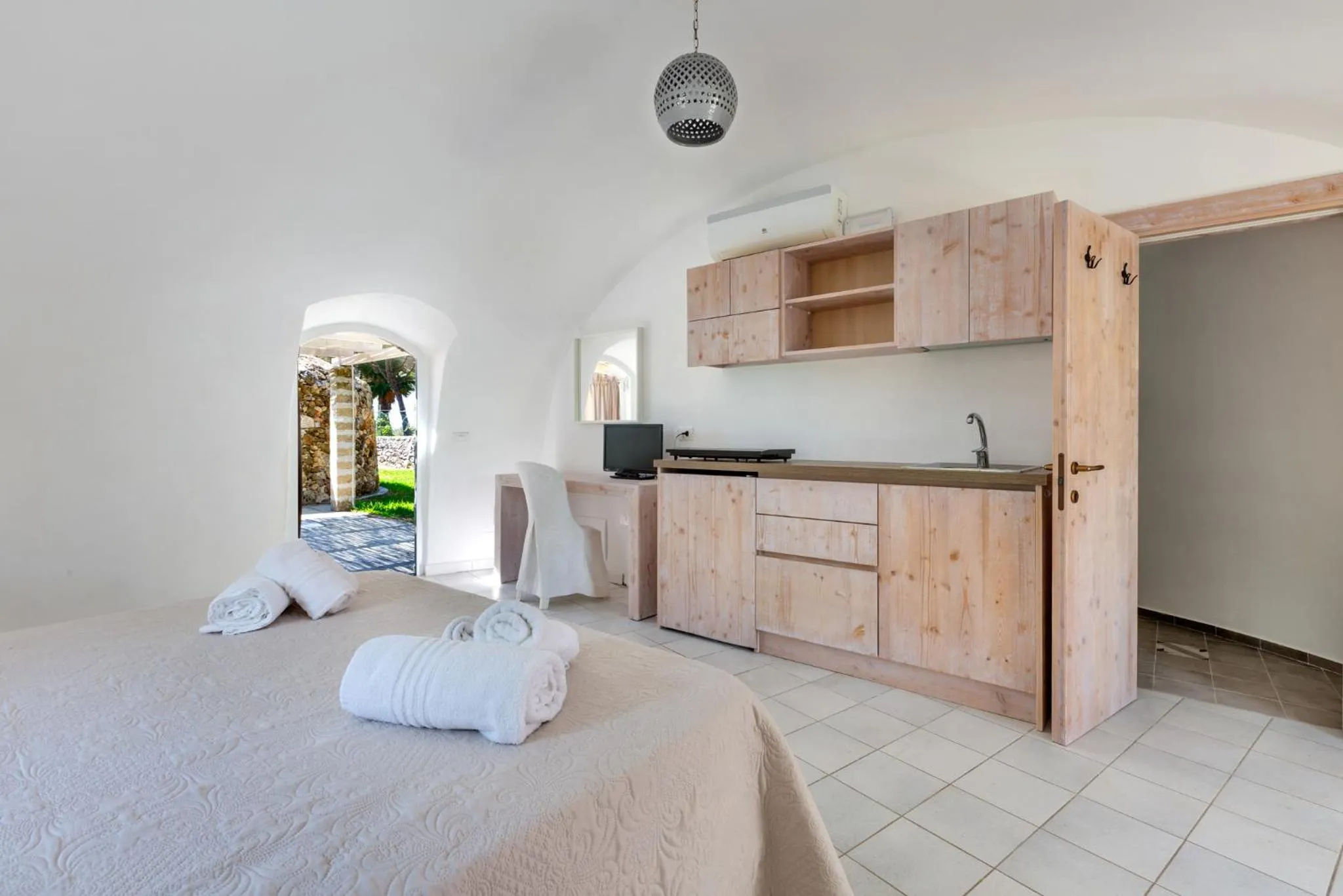 Bed in Tenuta Terenzano