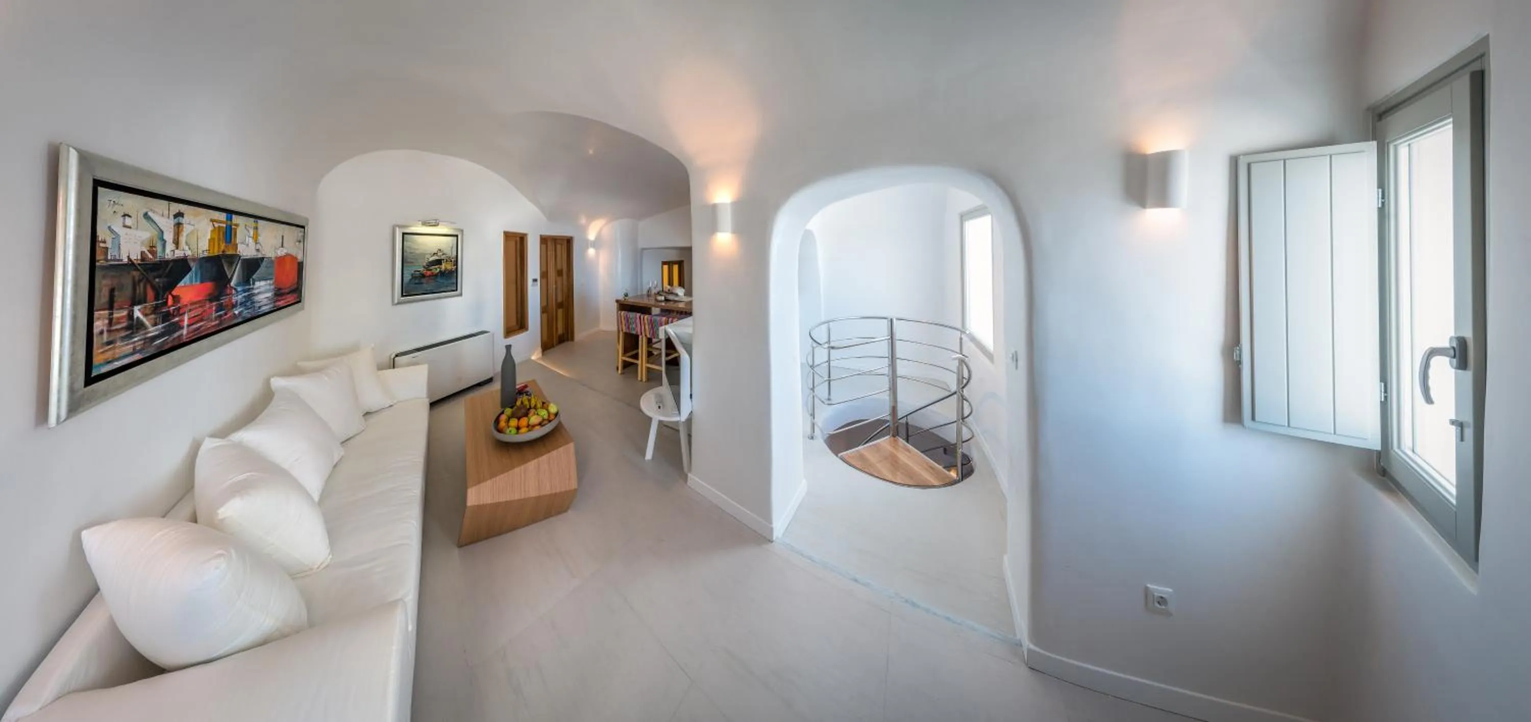 Living room, Bed in Elite Luxury Suites