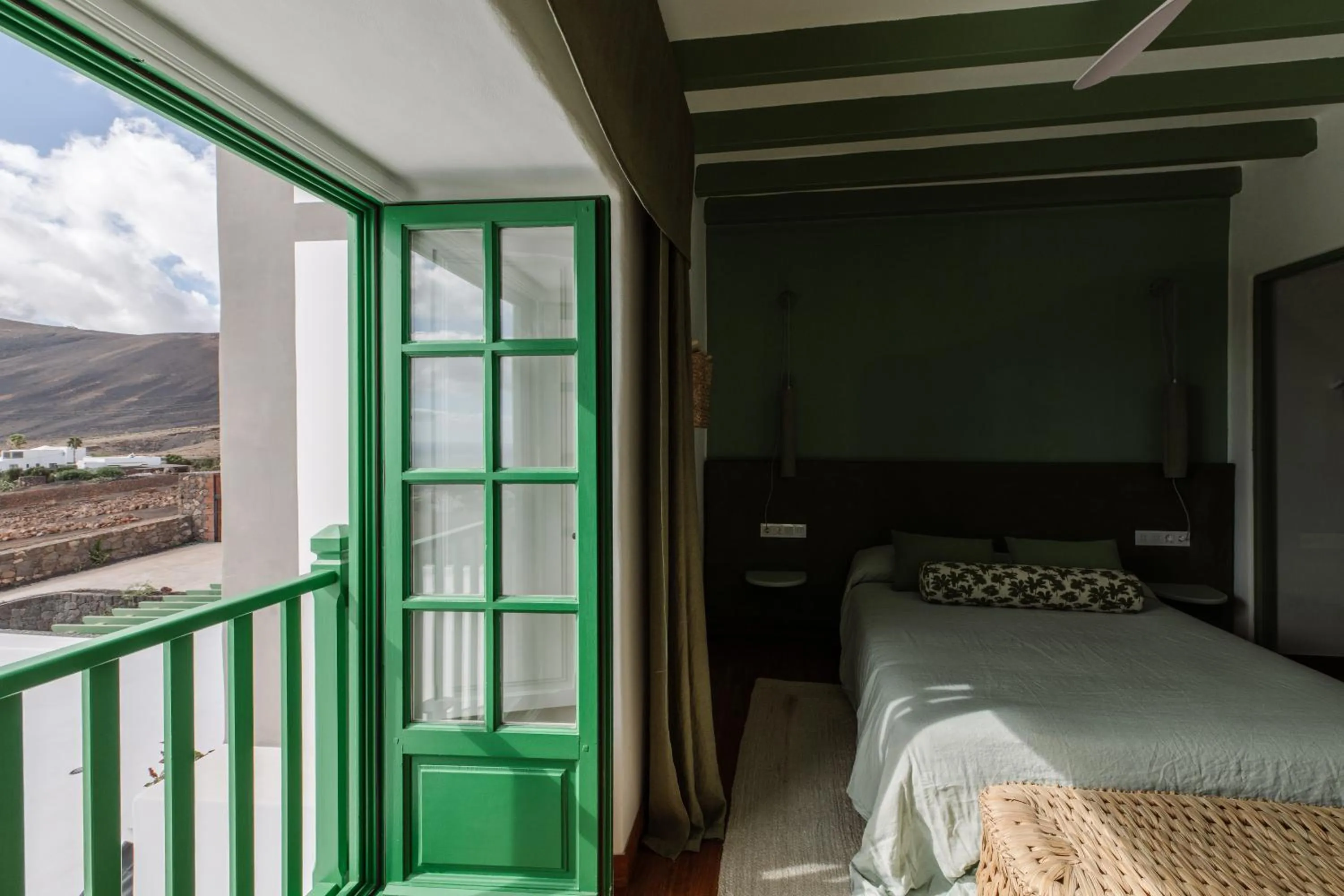 Photo of the whole room, Bed in César Lanzarote Luxury Boutique Hotel - Adults Only