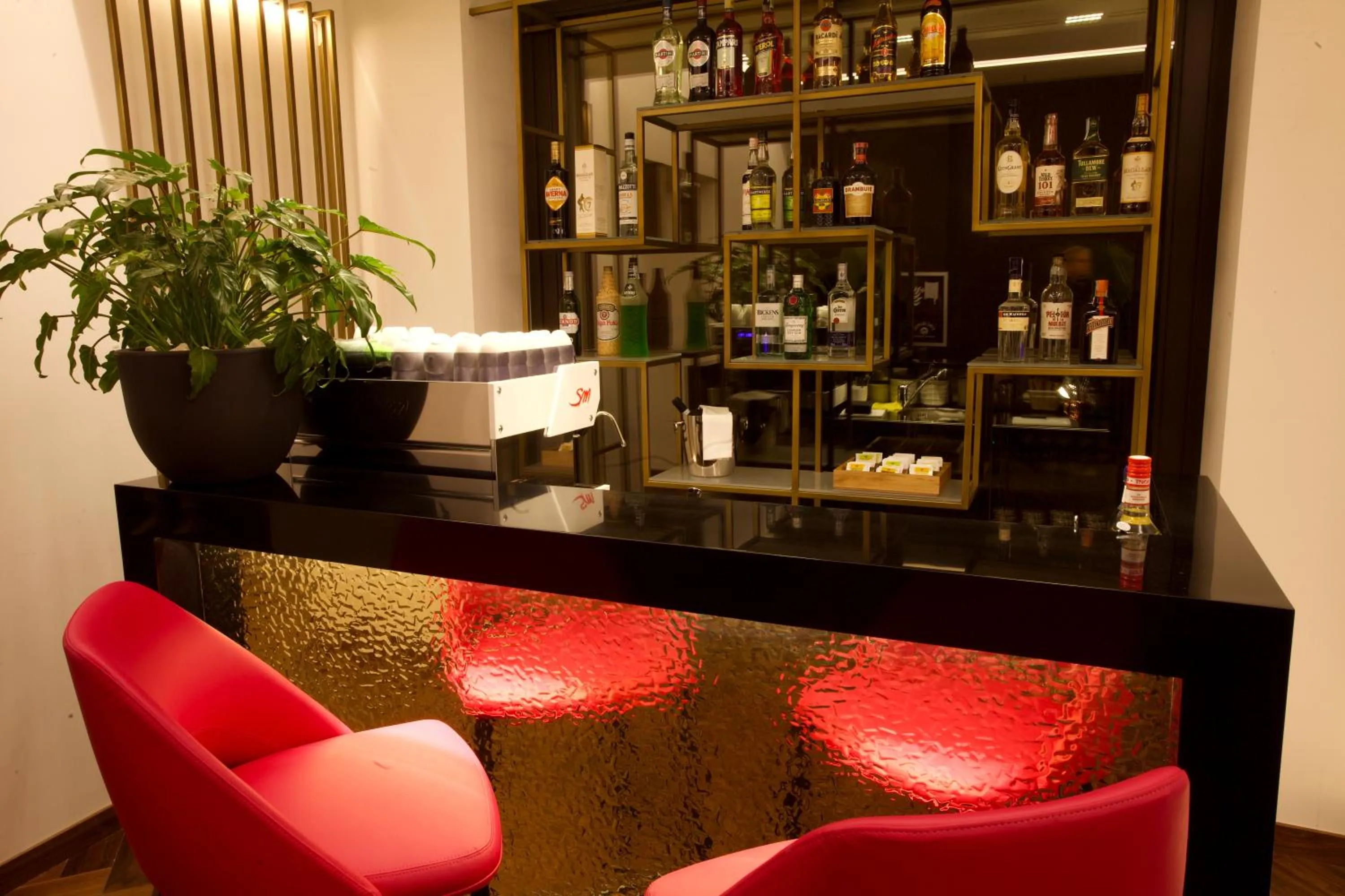Lounge or bar in Palazzo Cartari