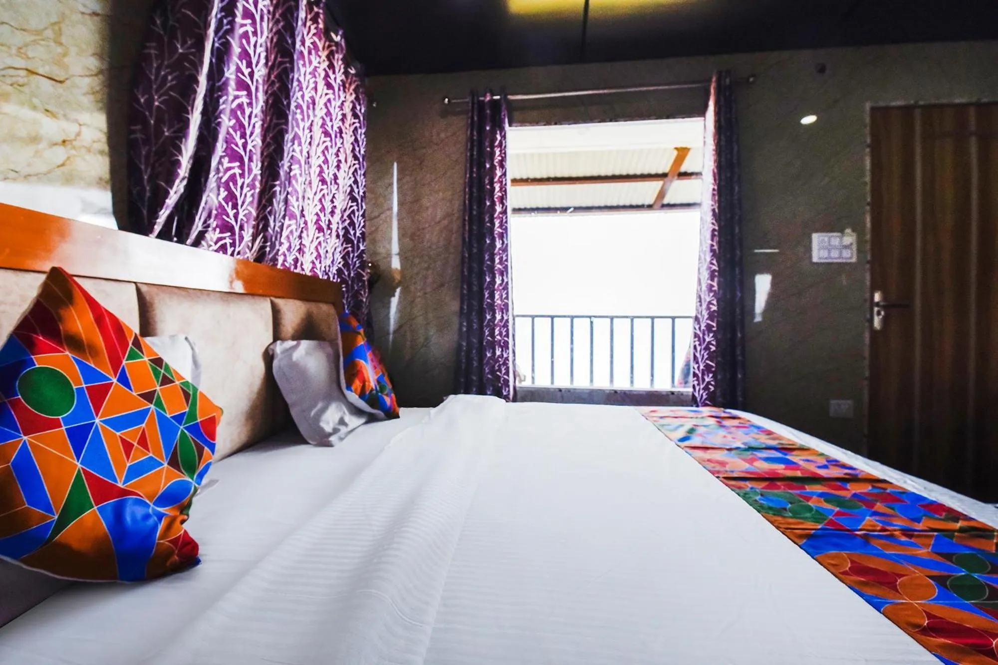 Bed in Via Neilkanth