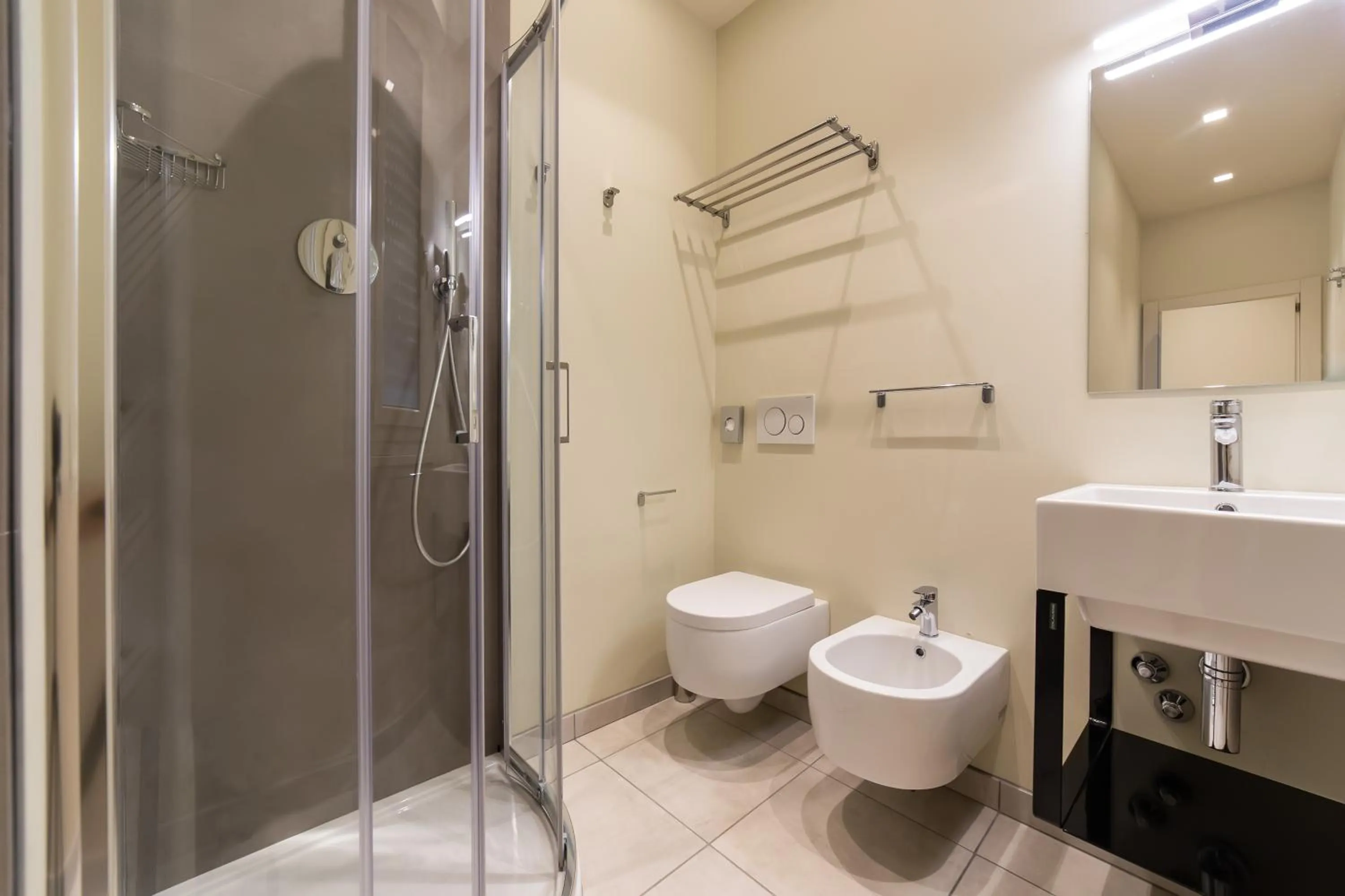 Shower in Hotel Parco