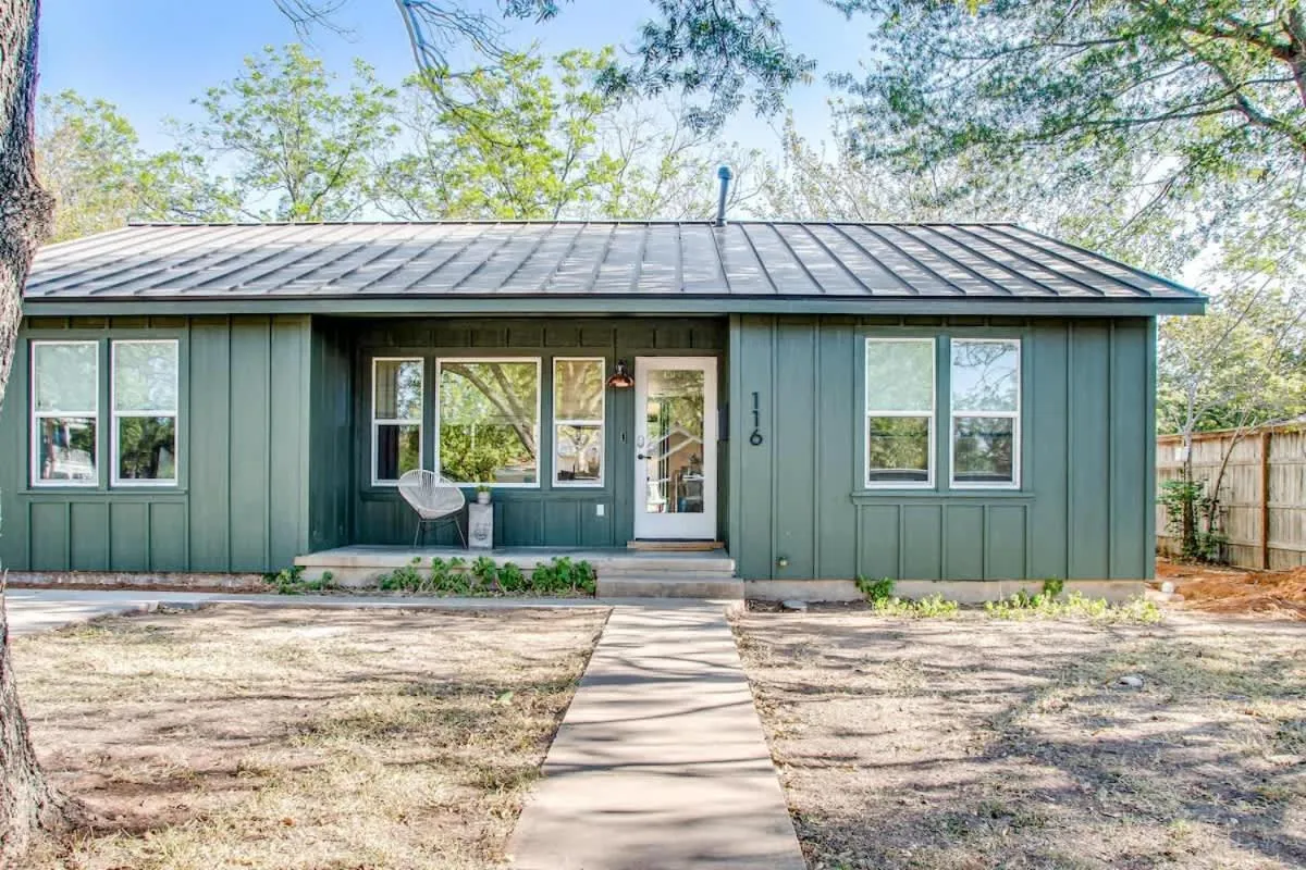 Koselig Hus with Cowboy Pool & Outdoor Shower