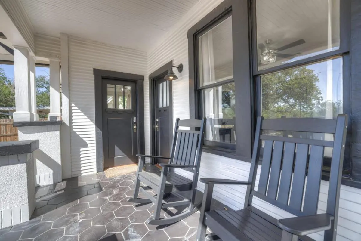 Other in Brand New Private Pool and Hot-Tub Near Main!