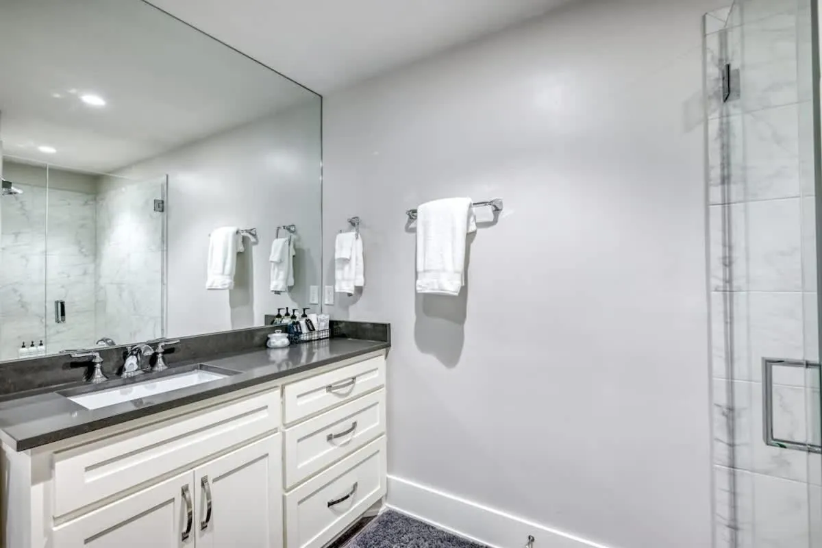 Bathroom in Modern Luxurious Home with game room