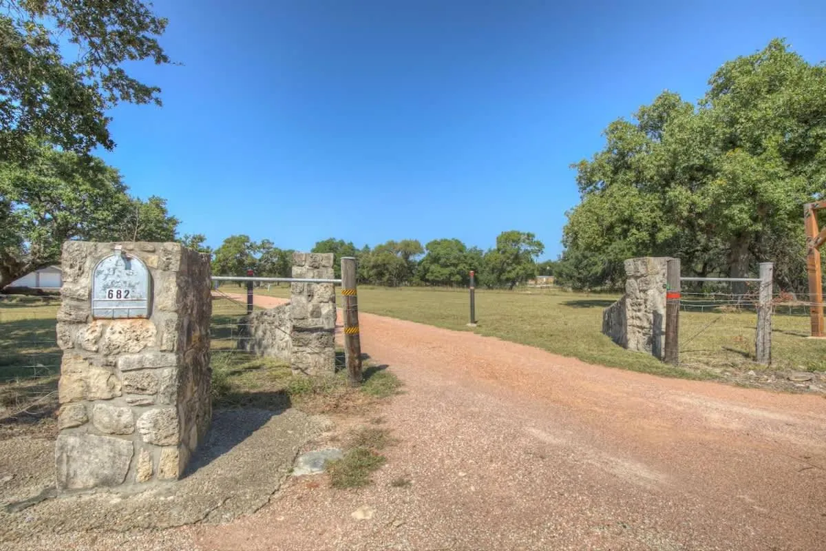 Property building in Grey Haus Casita-Peaceful Hill Country Views!