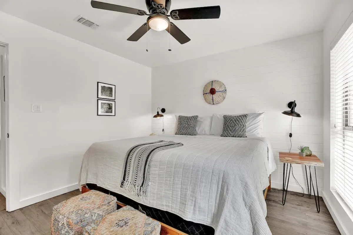 Bed in Wanderlust #2 | Hot Tub | Shared Outdoor Space