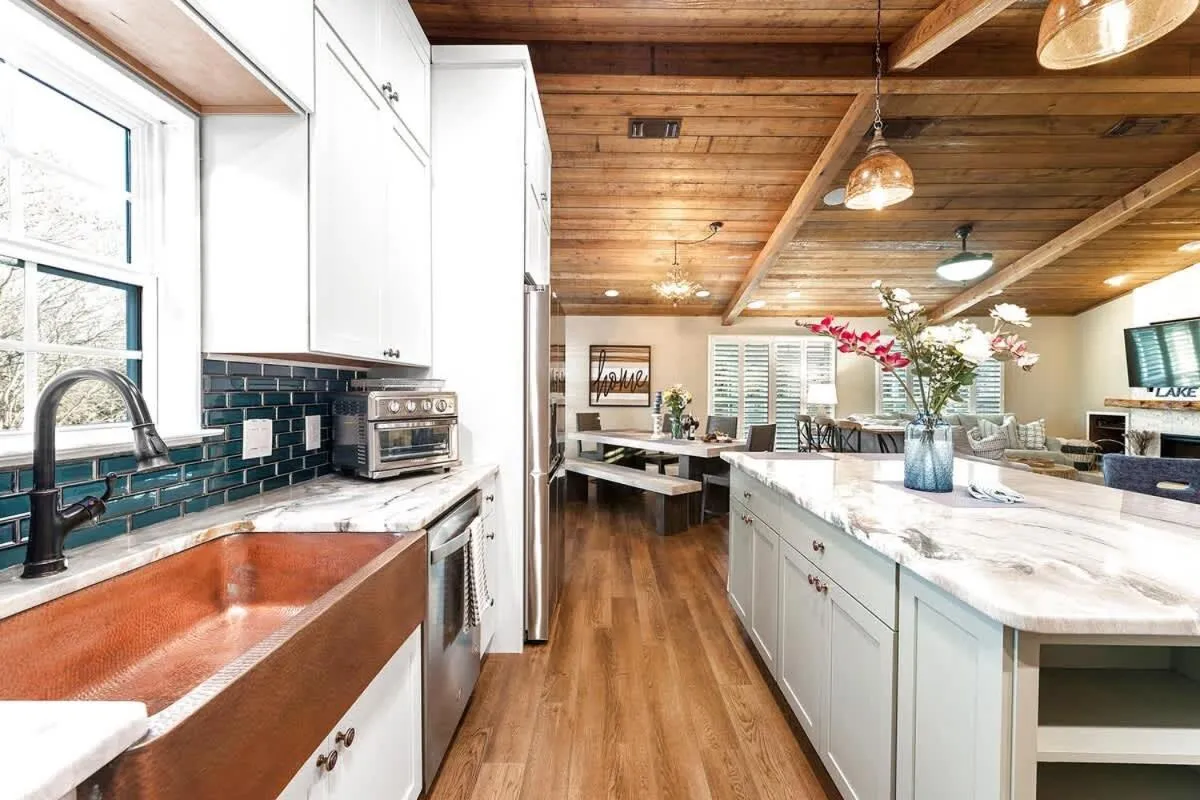 Kitchen or kitchenette in Luxury on Lake LBJ with Hot Tub Firepit & Boat Slip