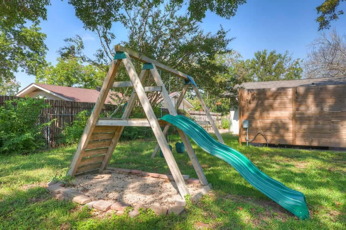 Other in Stylish Home - Lrg Yard with games Grill & Hot Tub