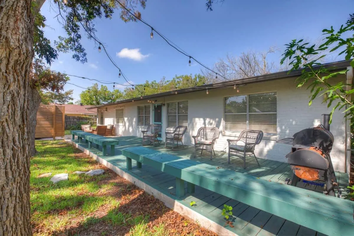 Other in Stylish Home - Lrg Yard with games Grill & Hot Tub