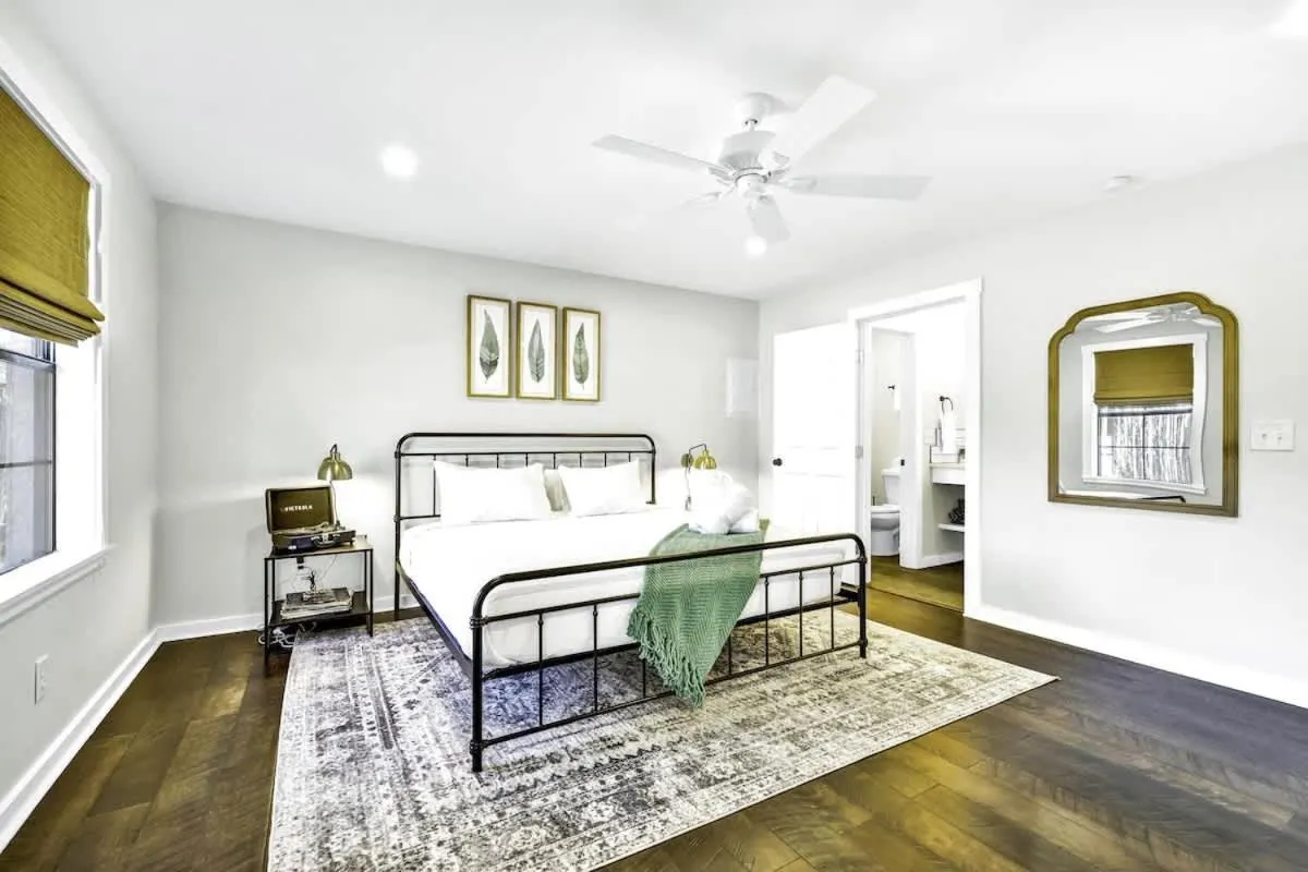 Bed in Olive St Ranch with HotTub-Grill and Party Barn