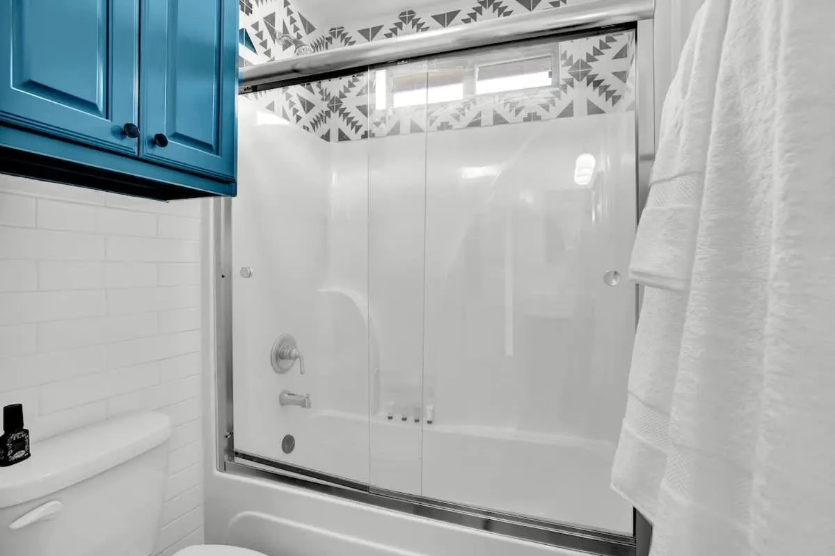 Shower in Luxury Modern Home with Hot tub Deck & Firepit!