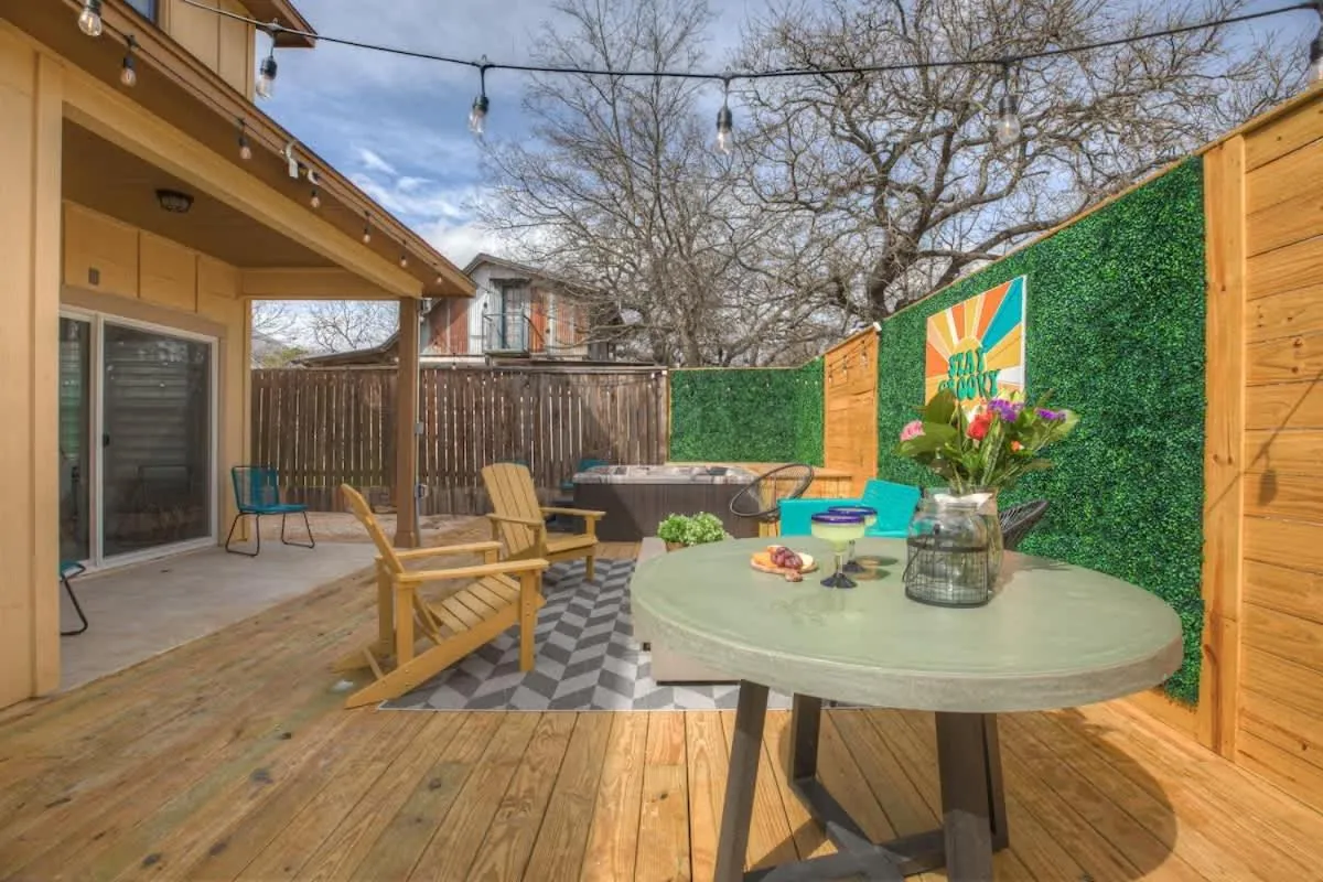 Patio in Luxury Modern Home with Hot tub Deck & Firepit!