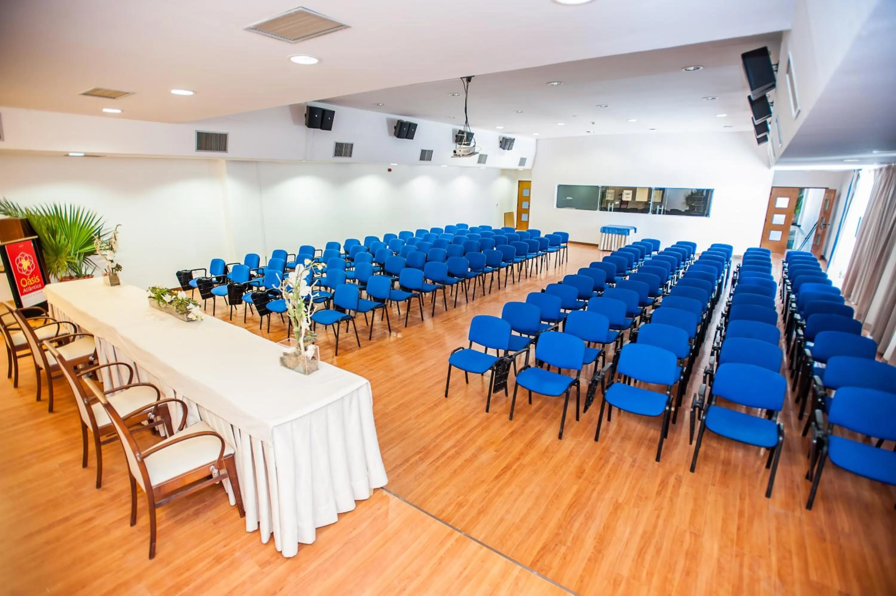 Business facilities in Oasis Belorizonte