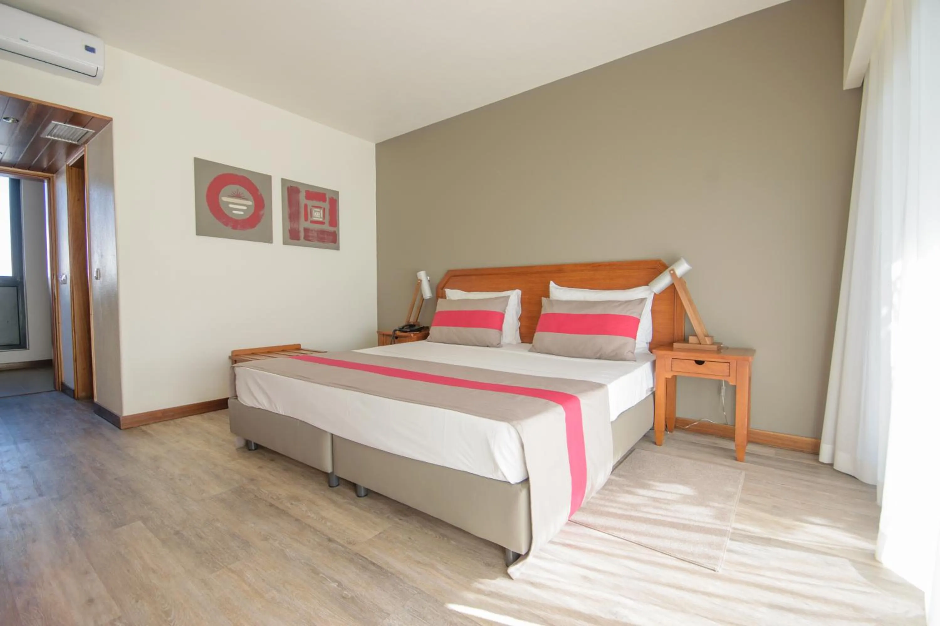 Photo of the whole room, Bed in Oasis Belorizonte