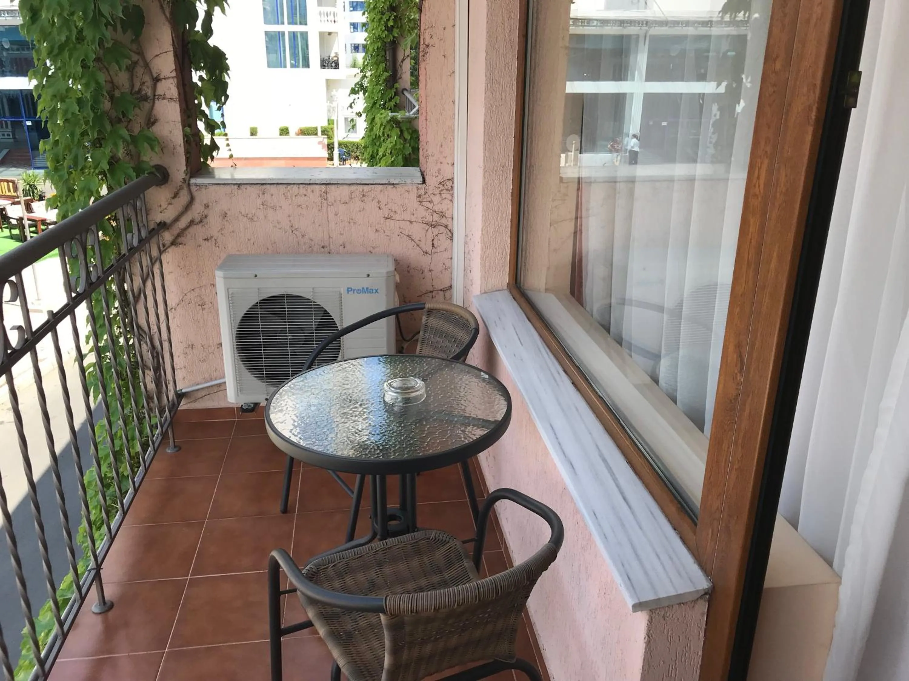 Balcony/Terrace in Oleander House and Tennis Club