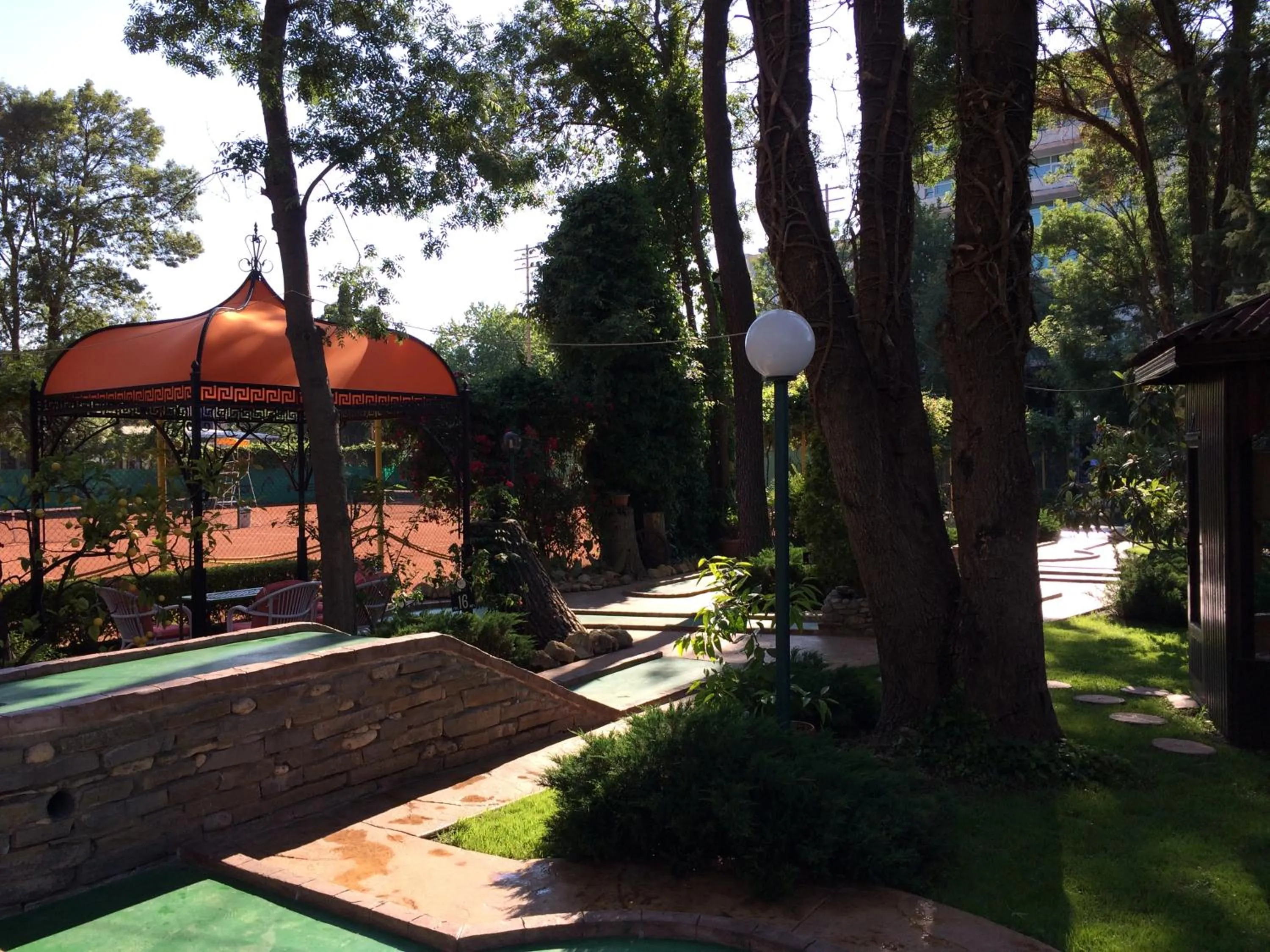 Garden in Oleander House and Tennis Club