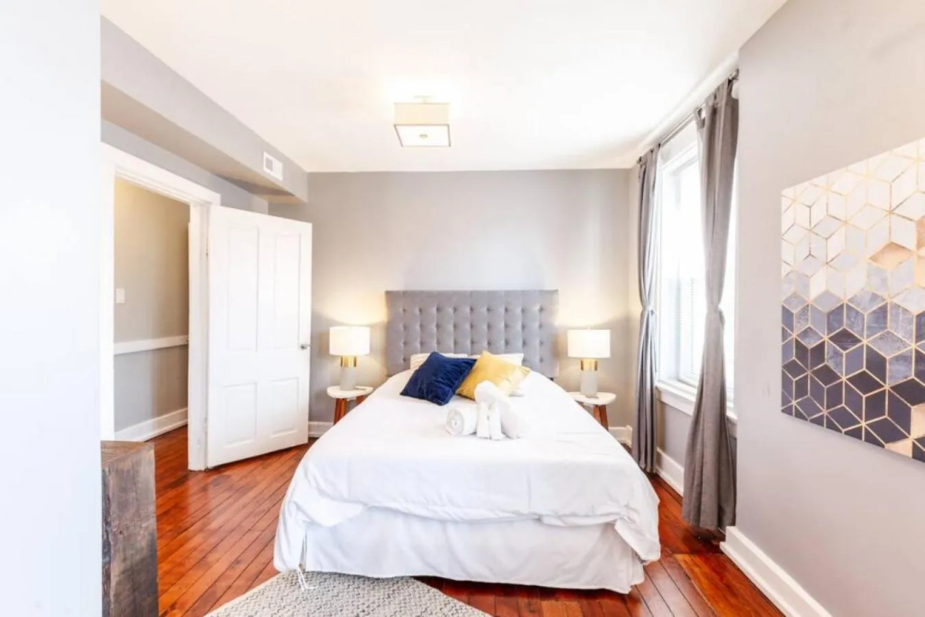 Bed in 2 Large Apts w Parking - Downtown Over the Rhine