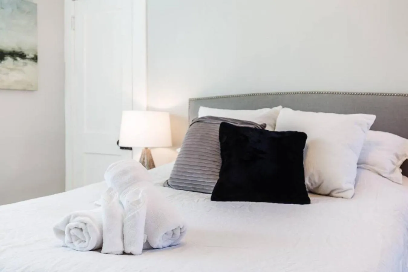 Bed in 2 Large Apts w Parking - Downtown Over the Rhine