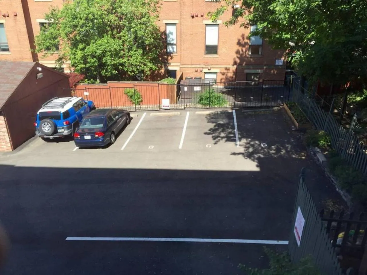 2 Large Apts w Parking - Downtown Over the Rhine