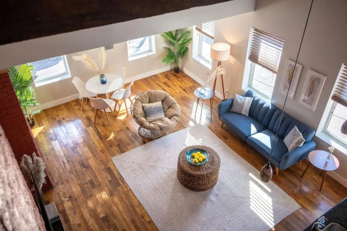 Broadway Suites - Stunning Downtown Condos