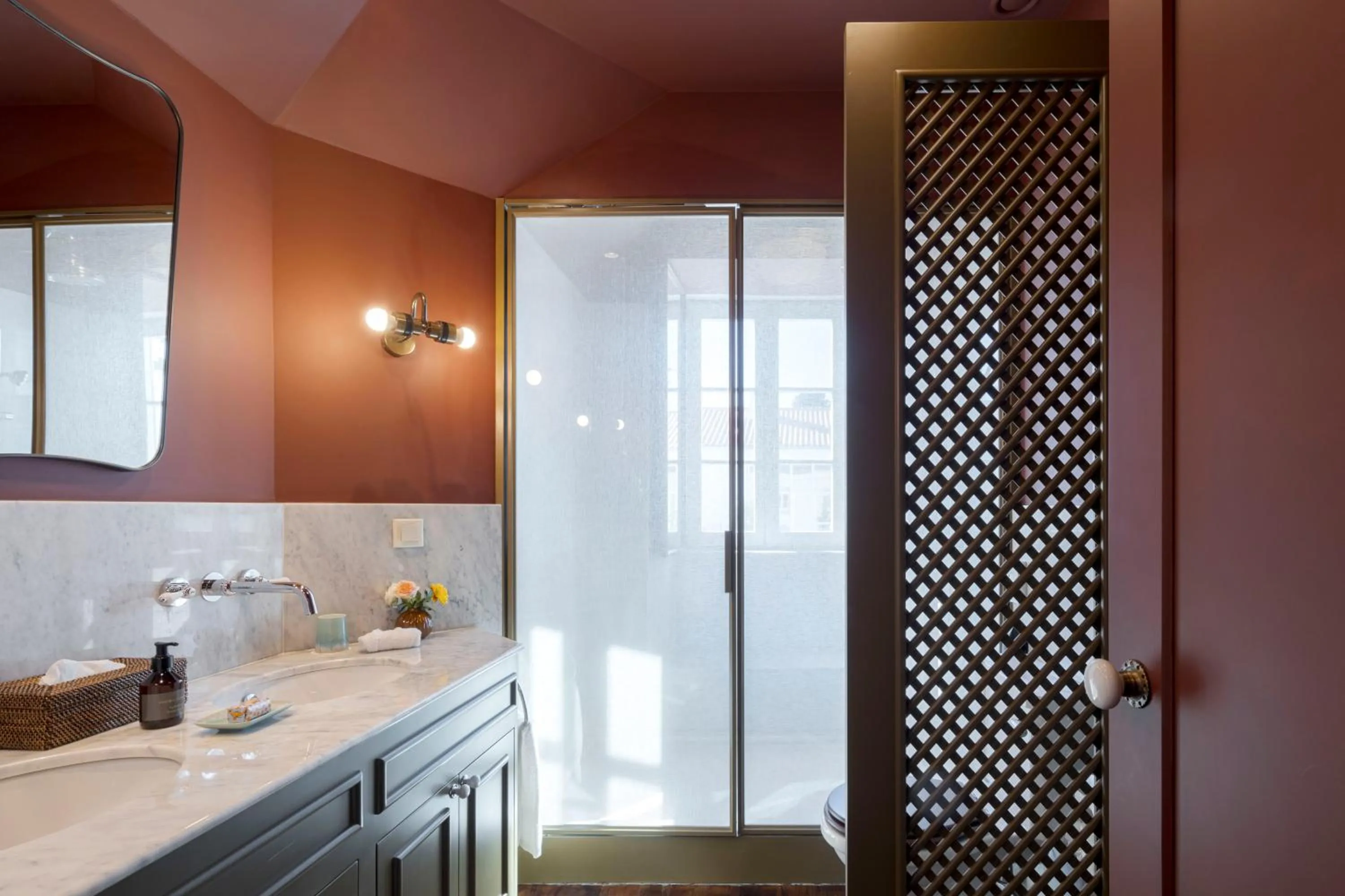 Bathroom in Valverde Santar Hotel & SPA - Relais & Châteaux