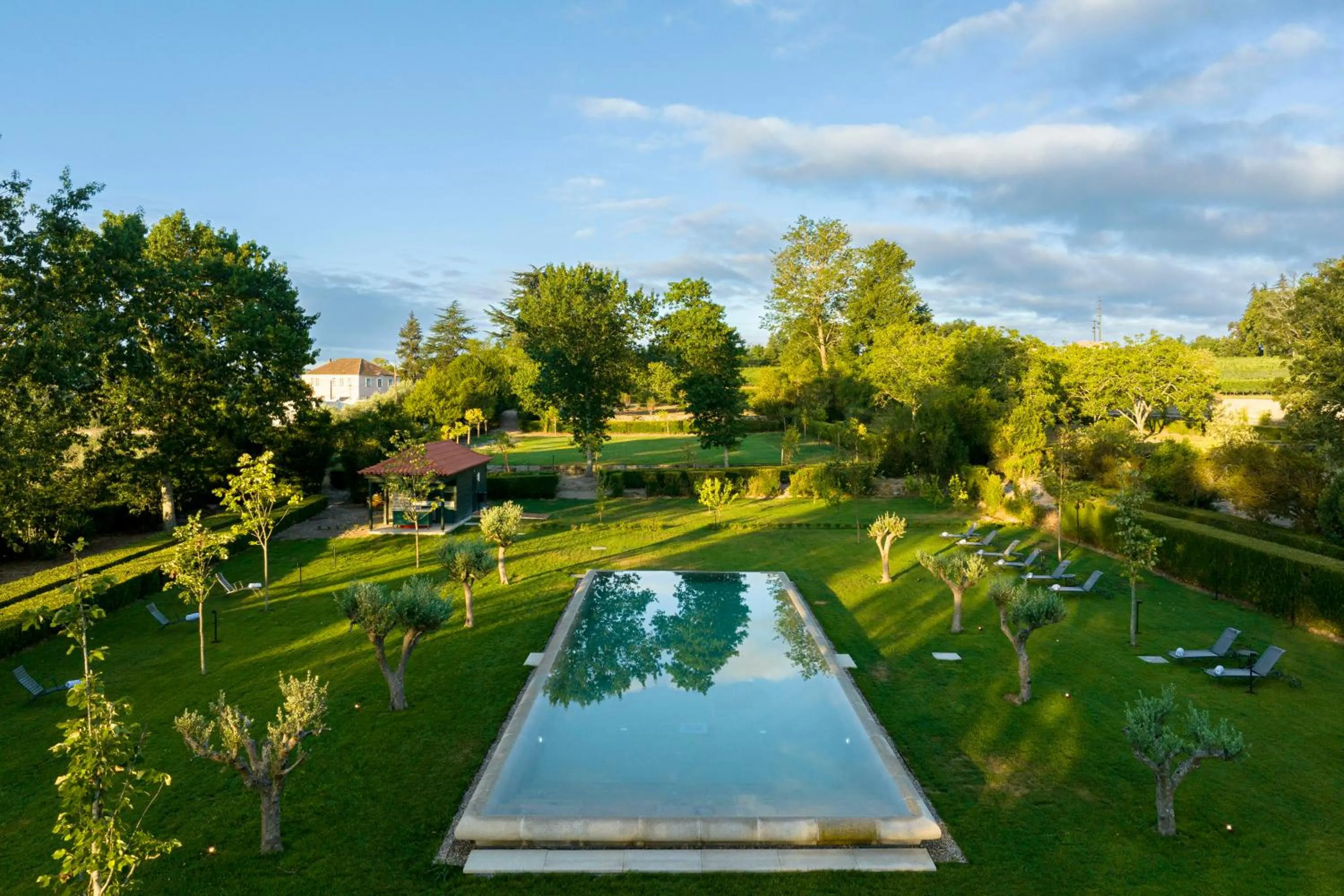 Swimming pool in Valverde Santar Hotel & SPA - Relais & Châteaux