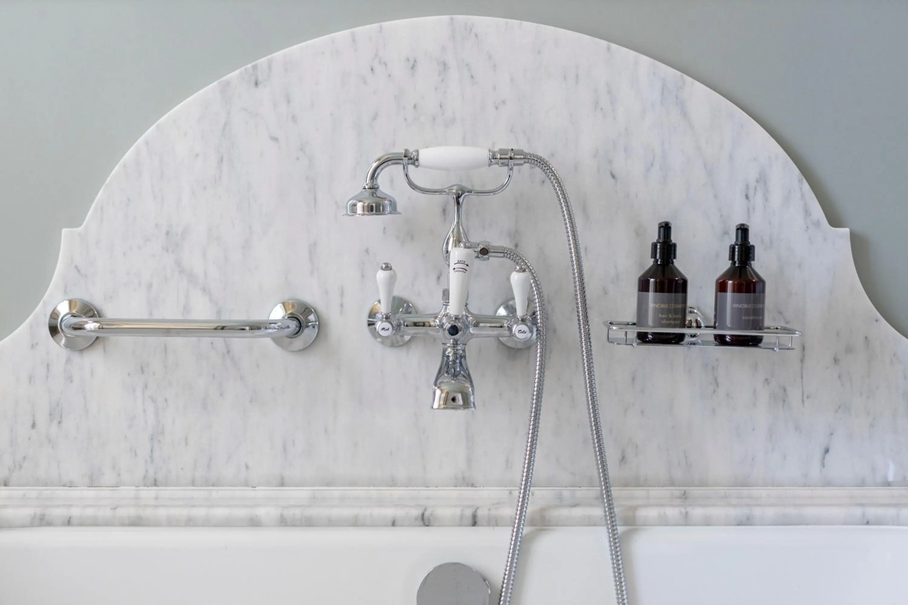 Bathroom in Valverde Santar Hotel & SPA - Relais & Châteaux