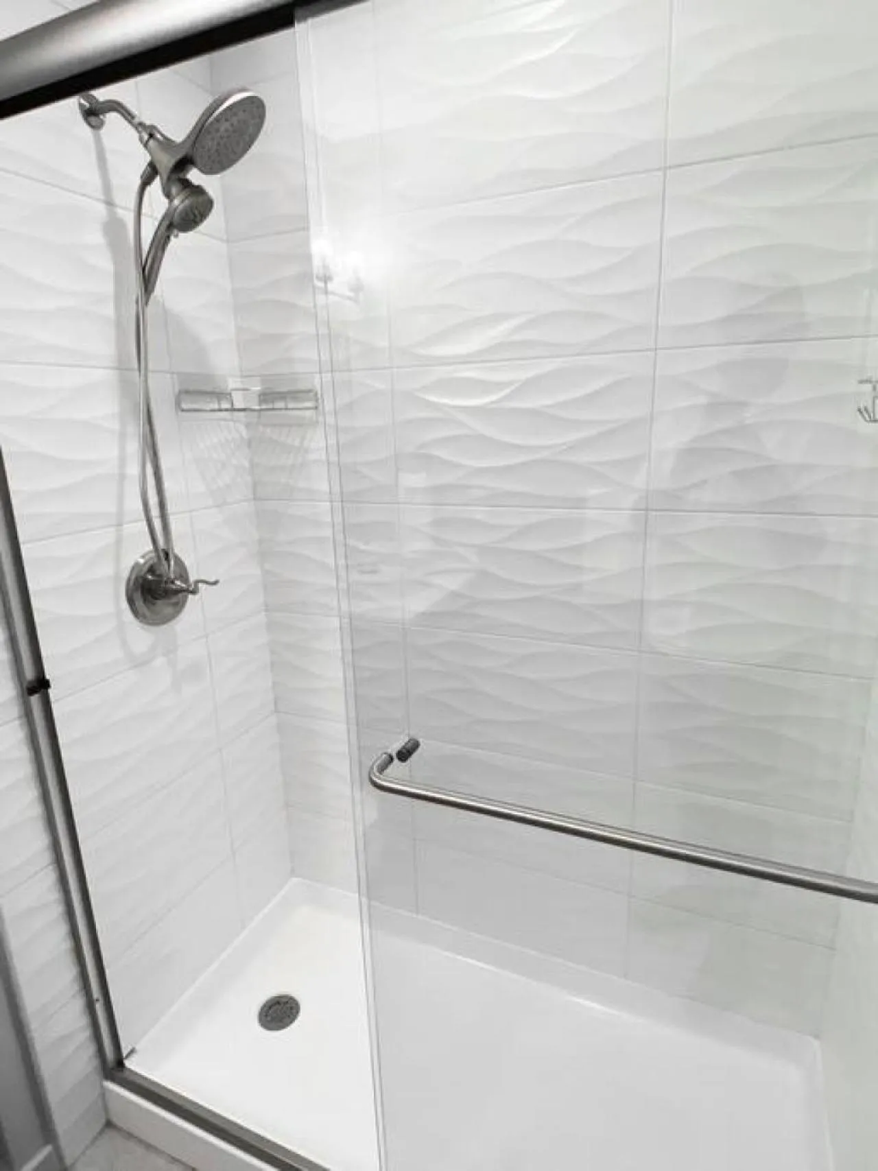 ZANGO Explore OTR and Downtown from a Renovated Condo