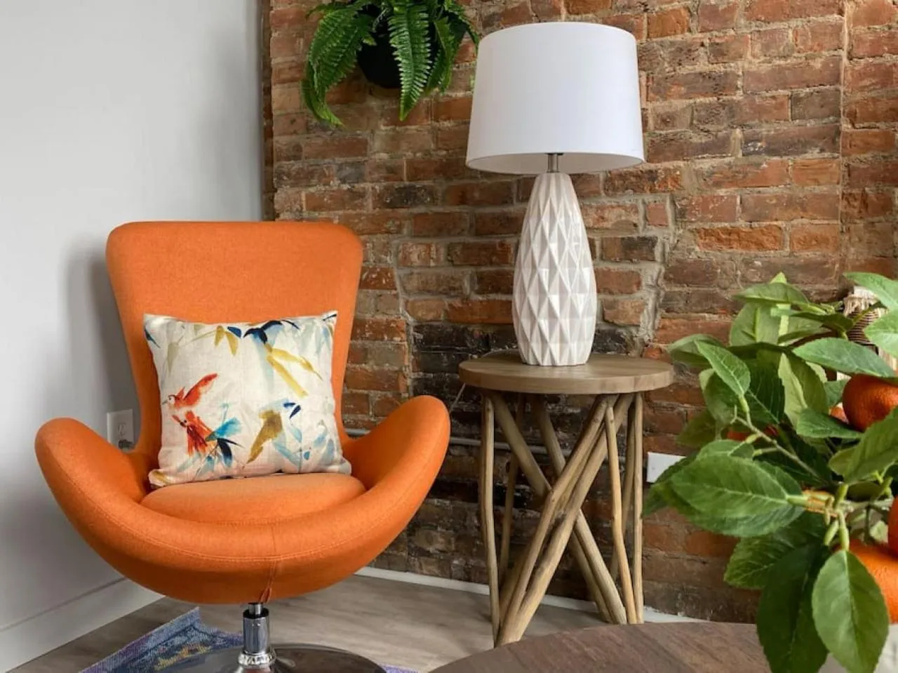 ZANGO Explore OTR and Downtown from a Renovated Condo