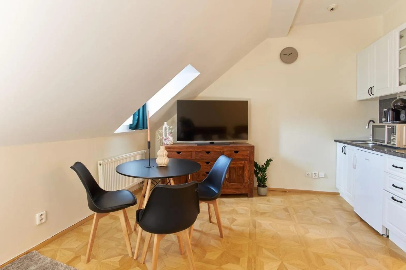 TV and multimedia in River View Residence by Charles Bridge