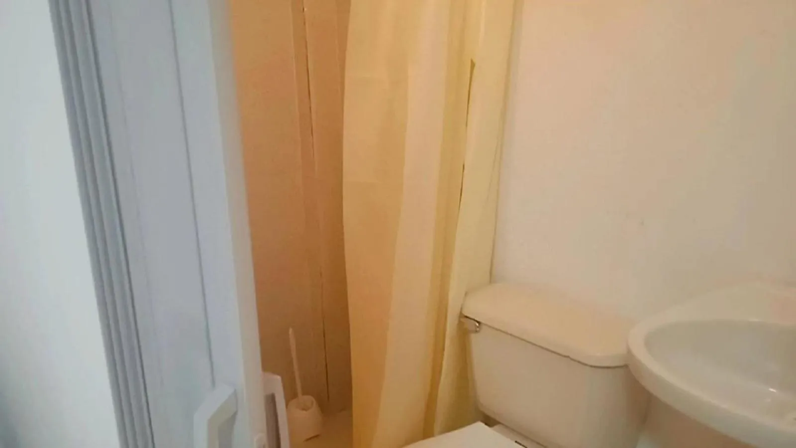 Bathroom in HOSTAL LA BOQUILLA