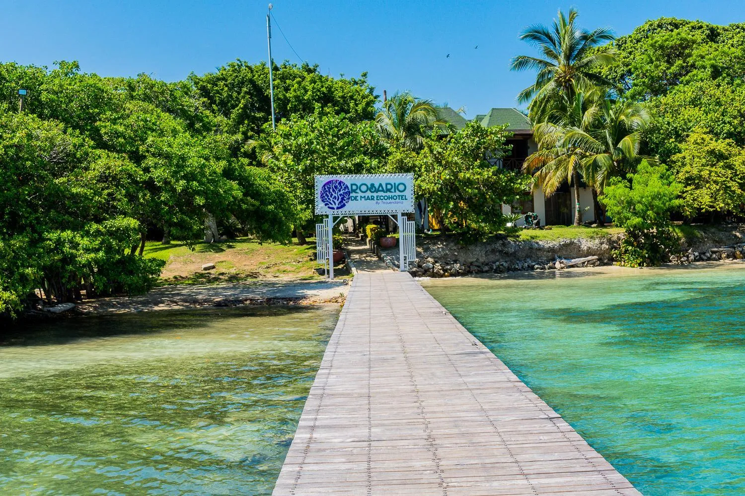 Facade/entrance in Hotel Rosario de Mar by Tequendama