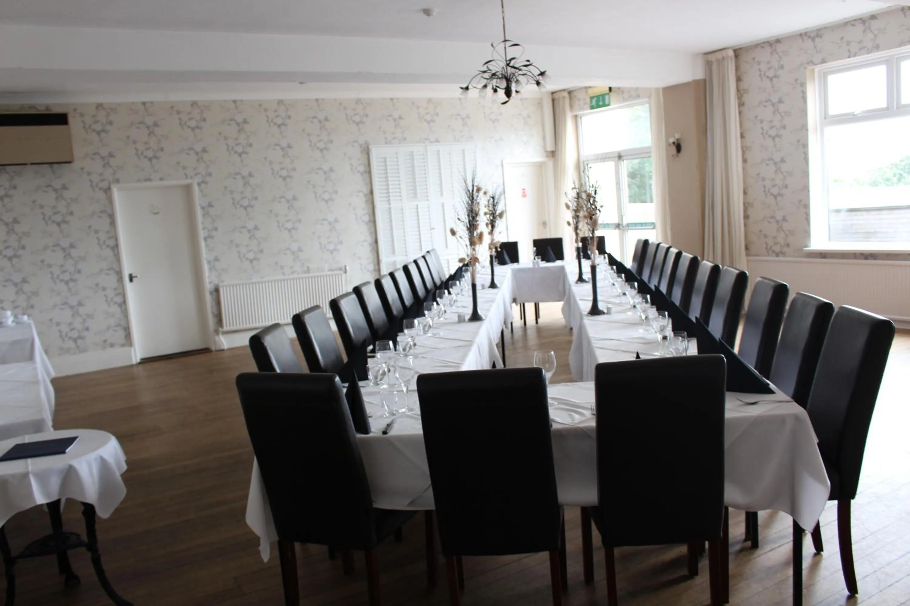 Food and drinks in The Moorland Hotel