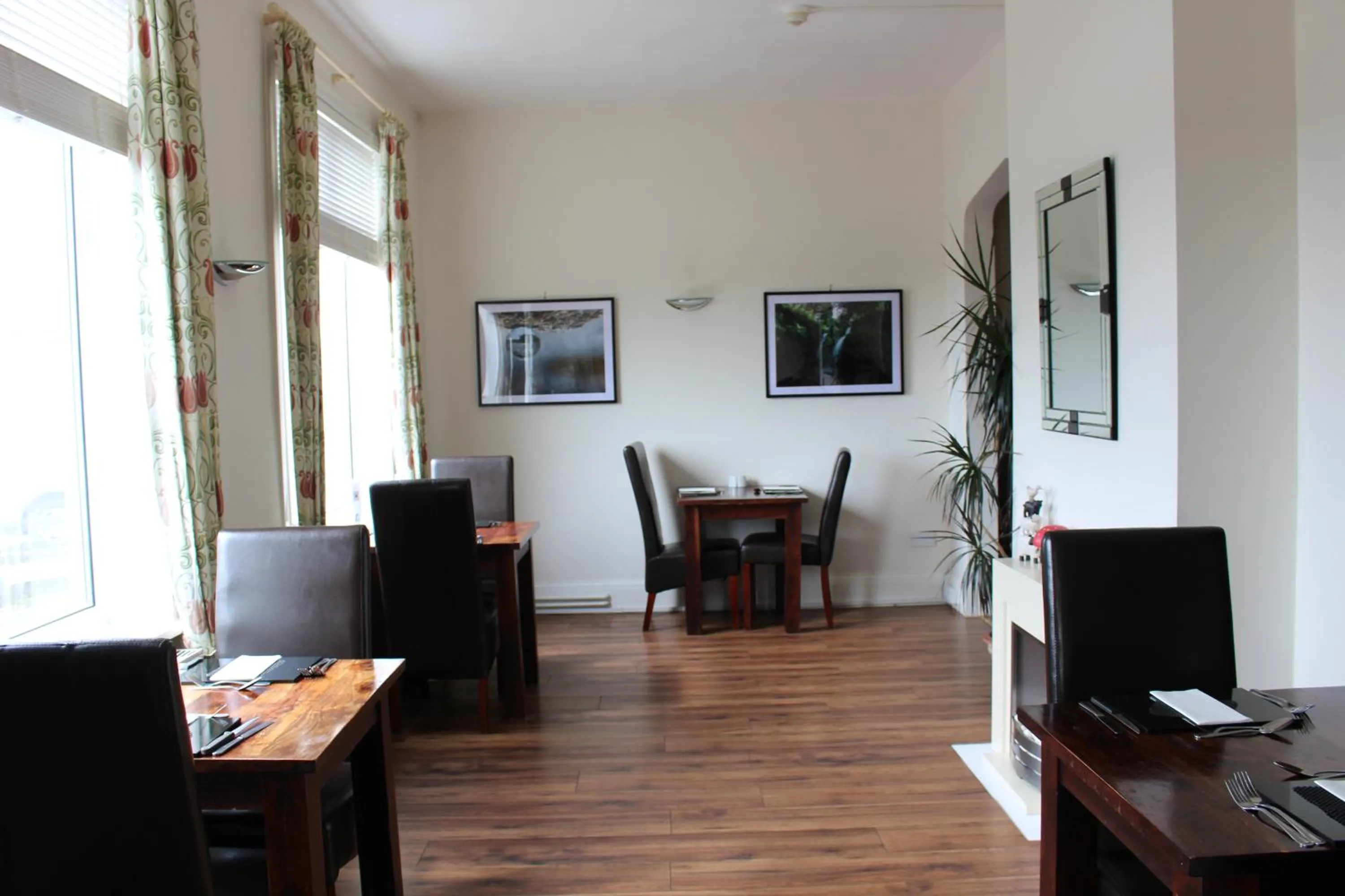 Restaurant/places to eat in The Moorland Hotel