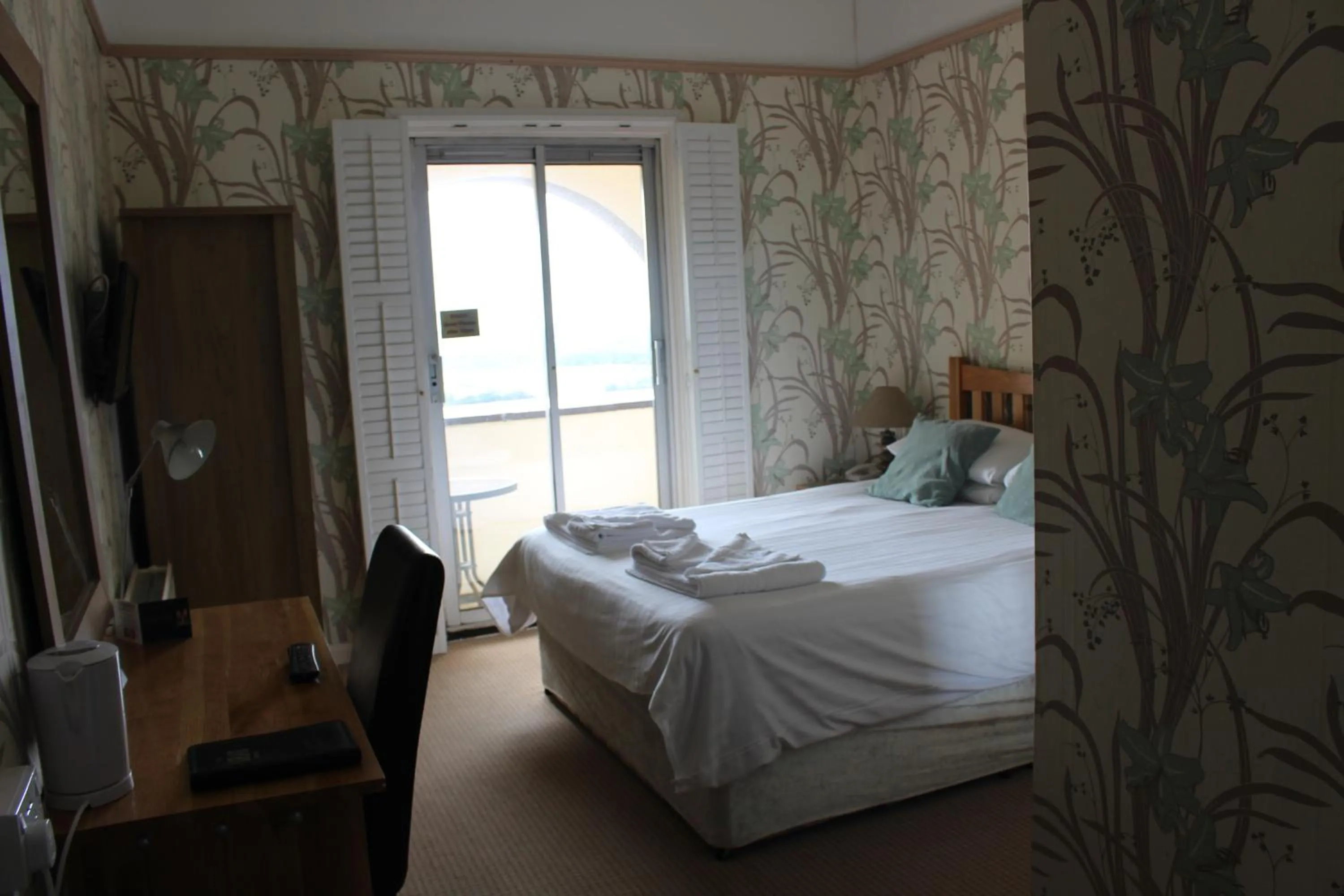 Bedroom, Bed in The Moorland Hotel