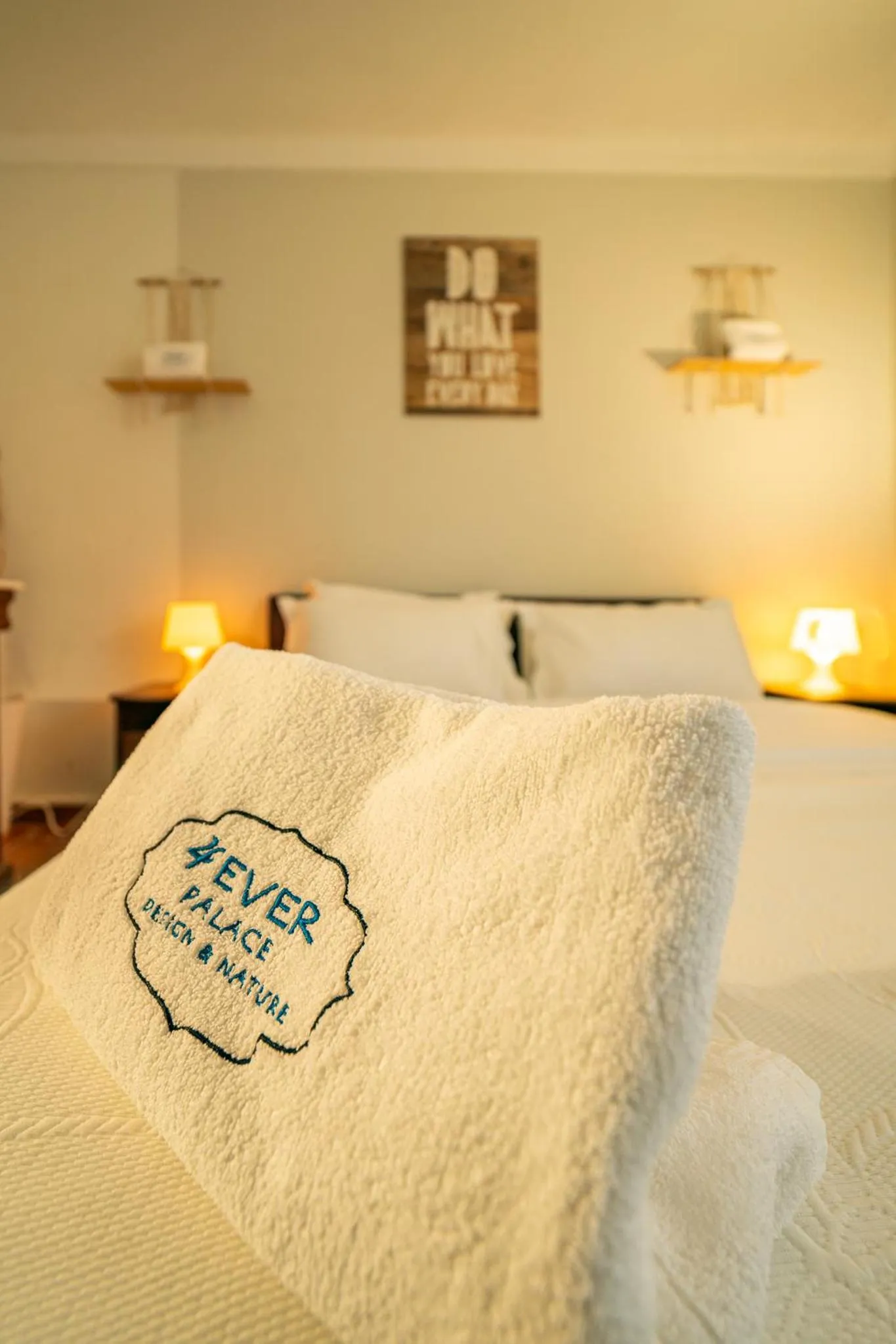 Bed in 4Ever Palace Design&Nature