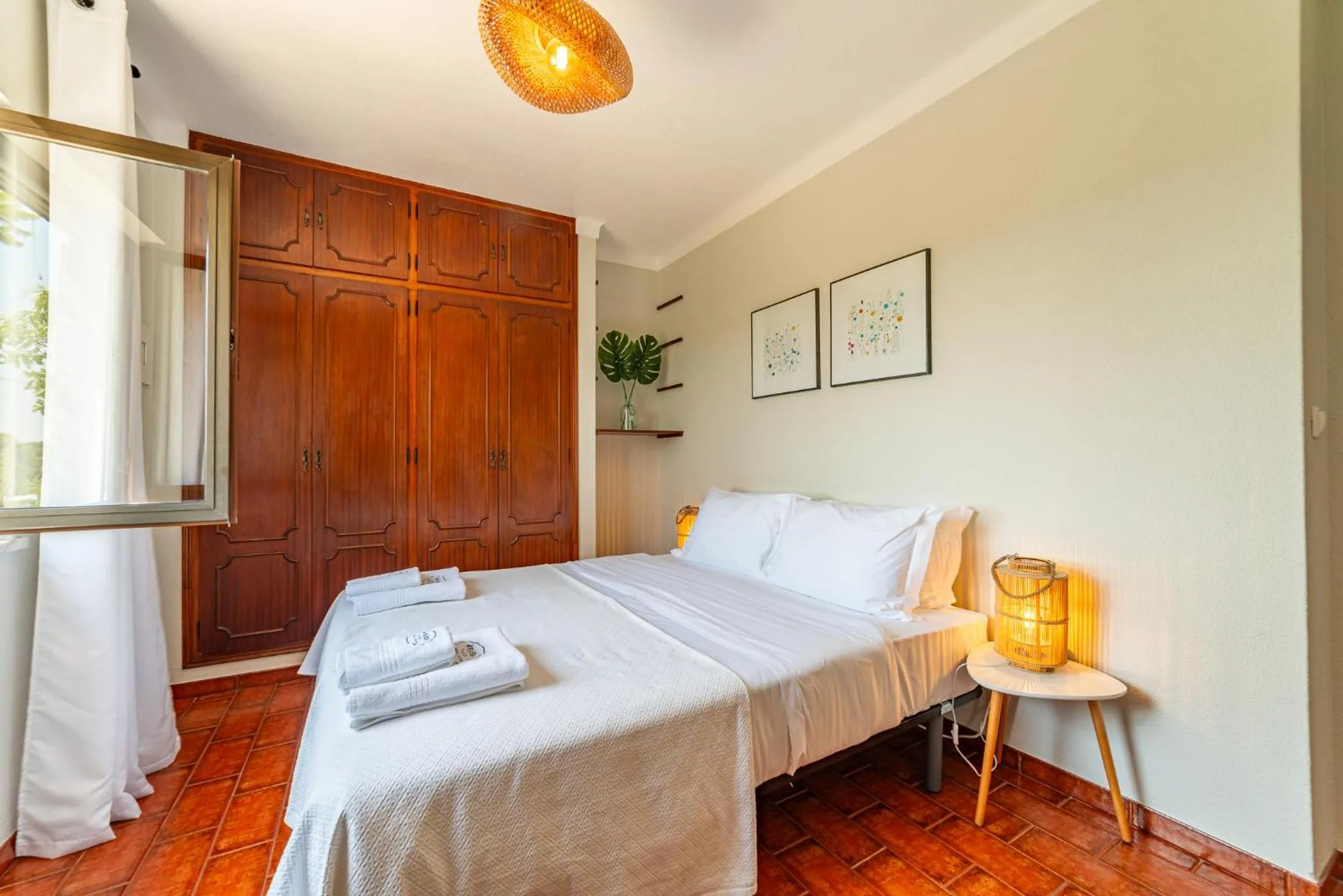 Bed in 4Ever Palace Design&Nature