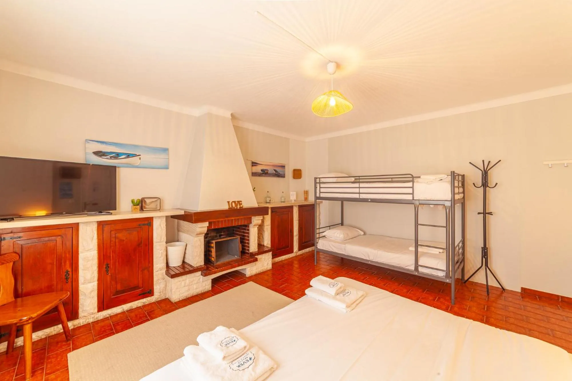 Bed in 4Ever Palace Design&Nature