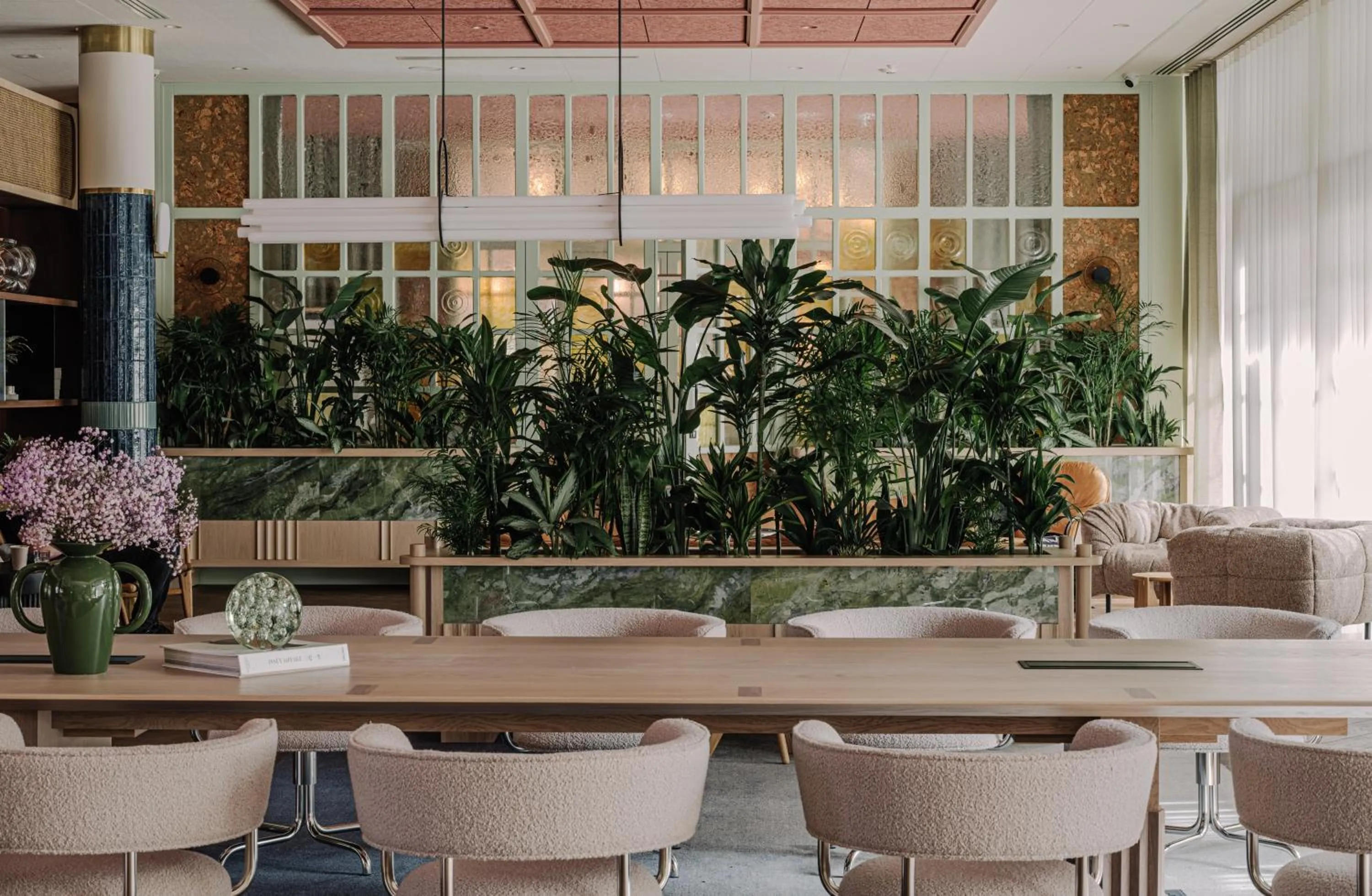 Lobby or reception in PURO Hotel Poznań Stare Miasto