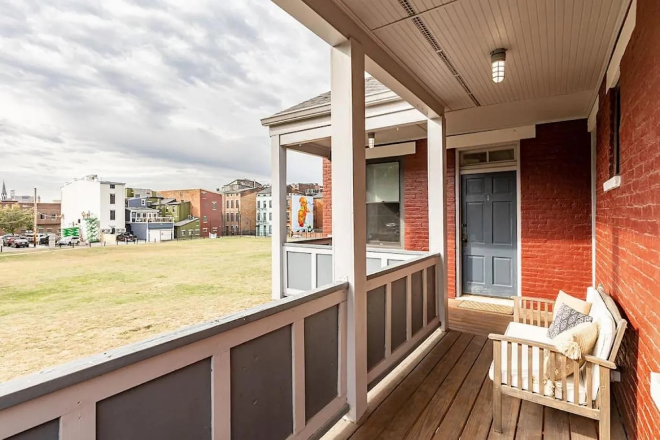 Walk to Rhinegeist, Findlay Market, FREE Streetcar