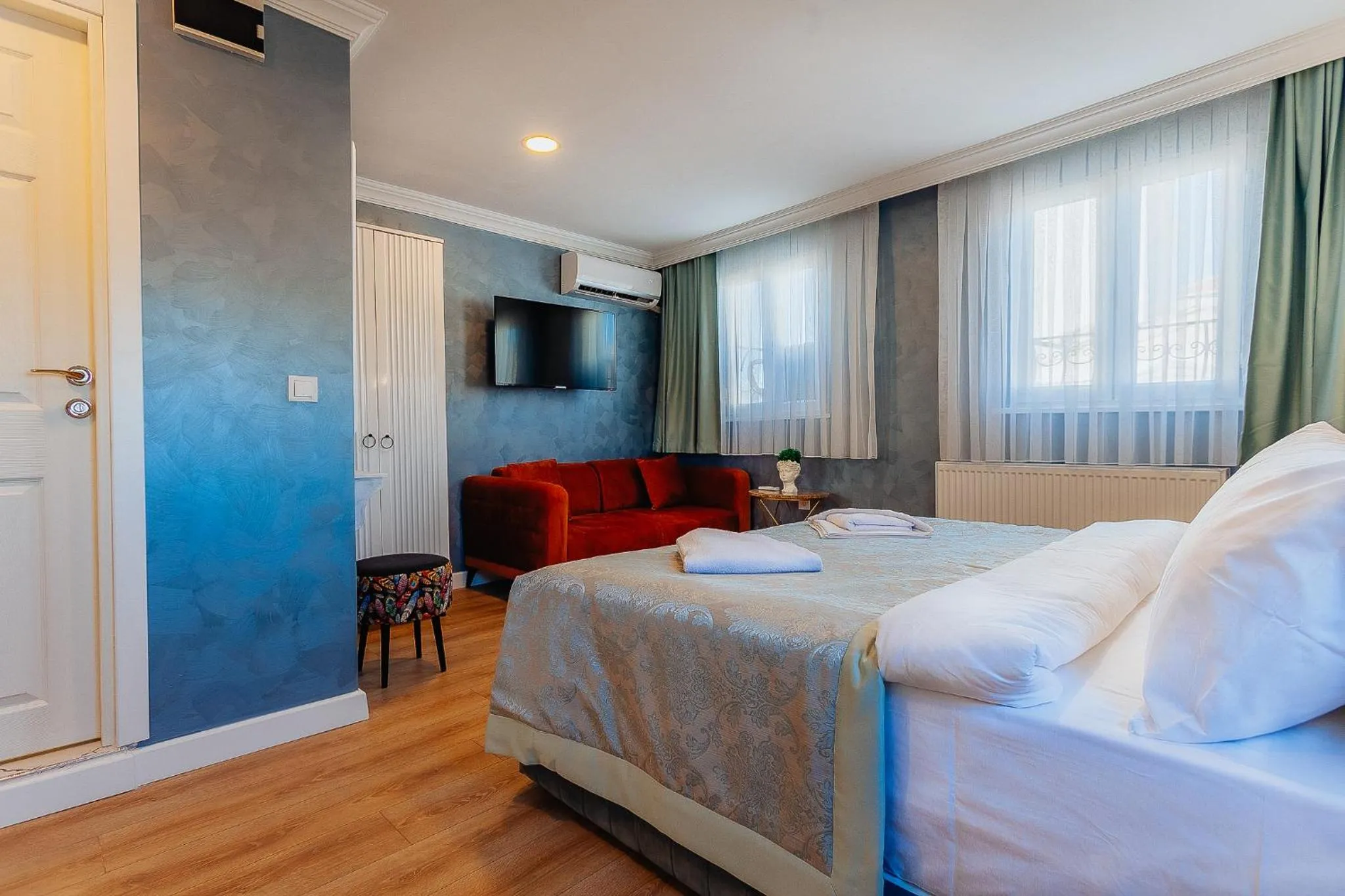 TV and multimedia in Taksim Bi Center Suites