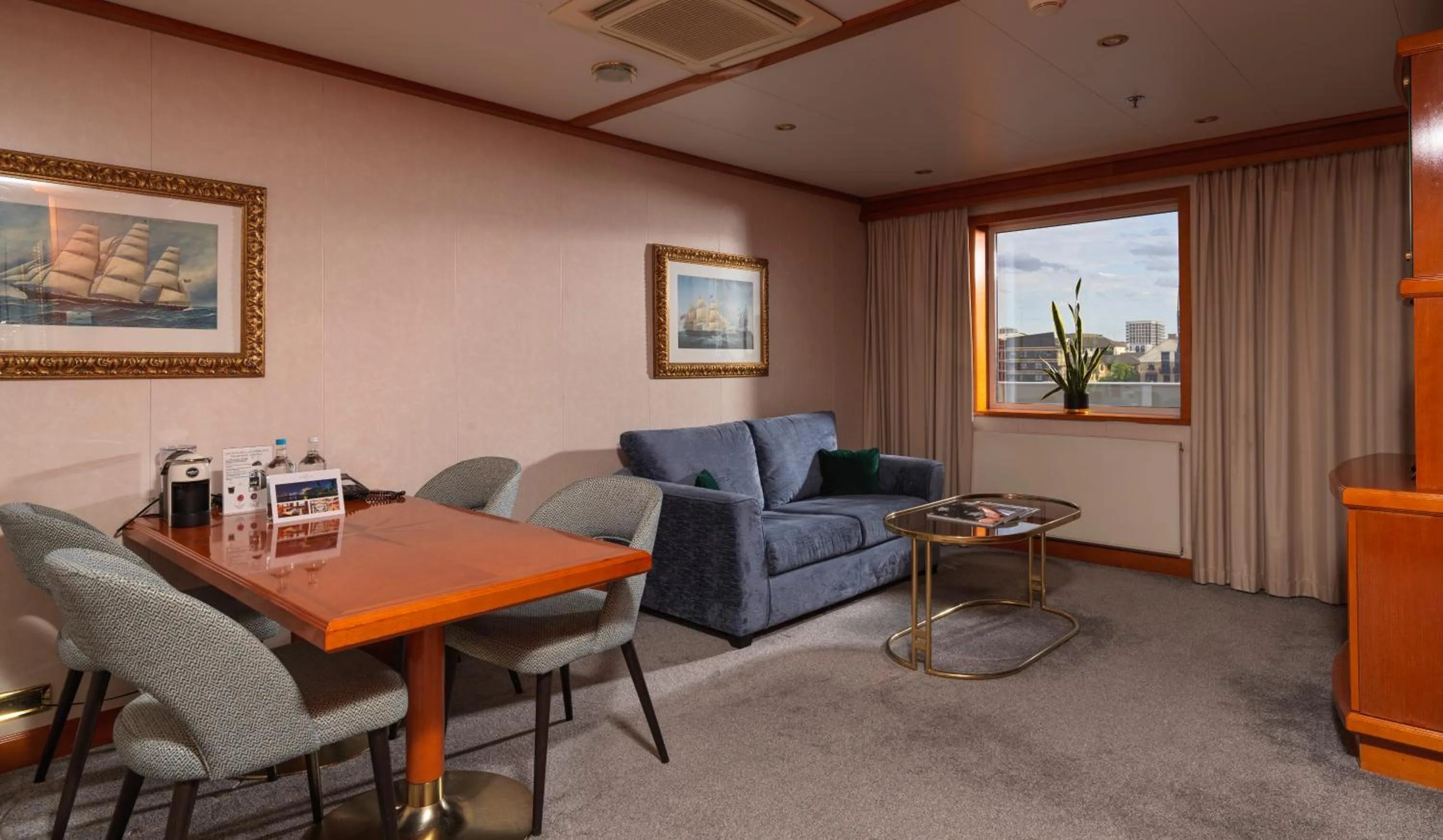 Sunborn London Yacht Hotel