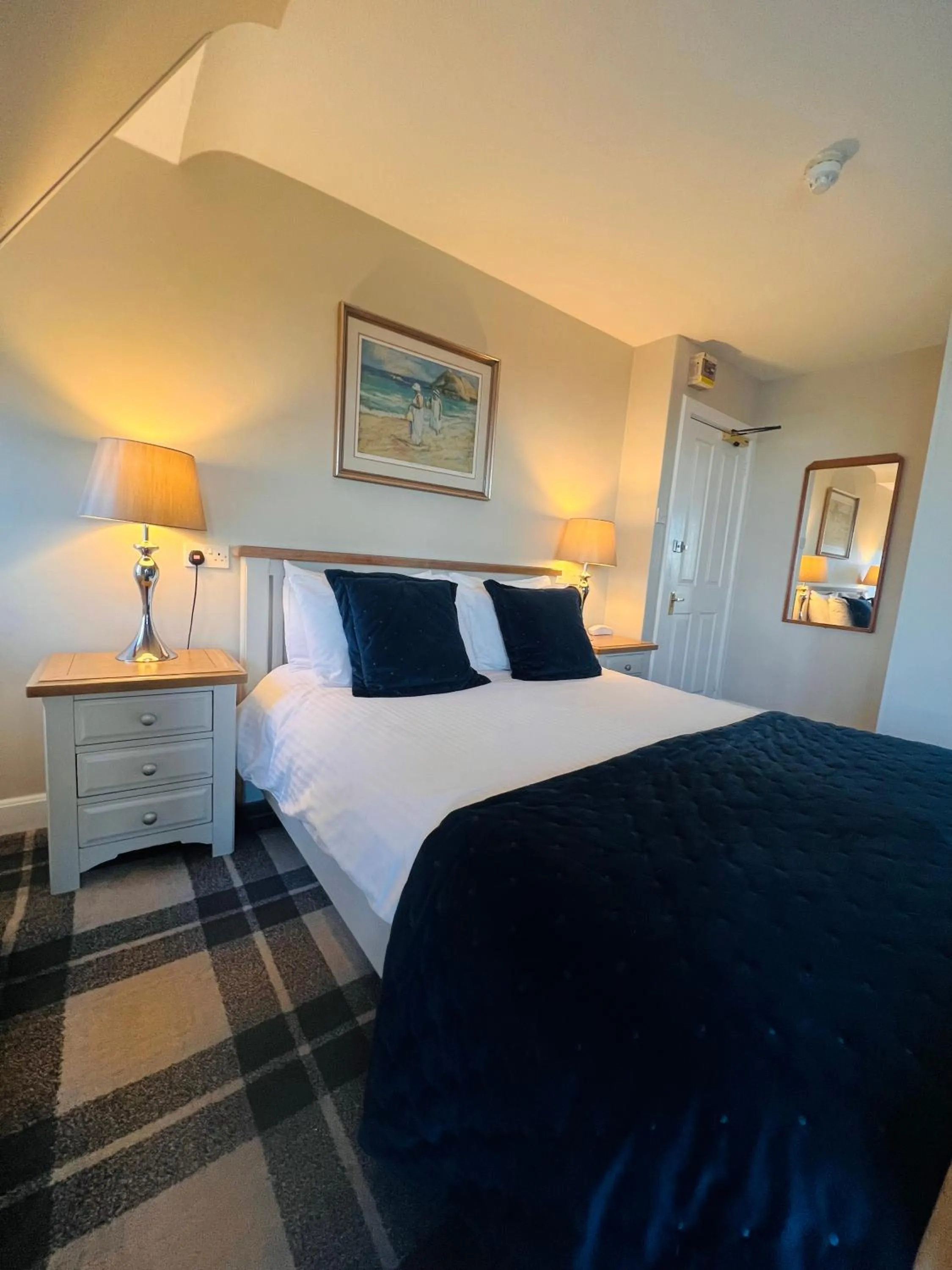 Bed in Cullen Bay Hotel