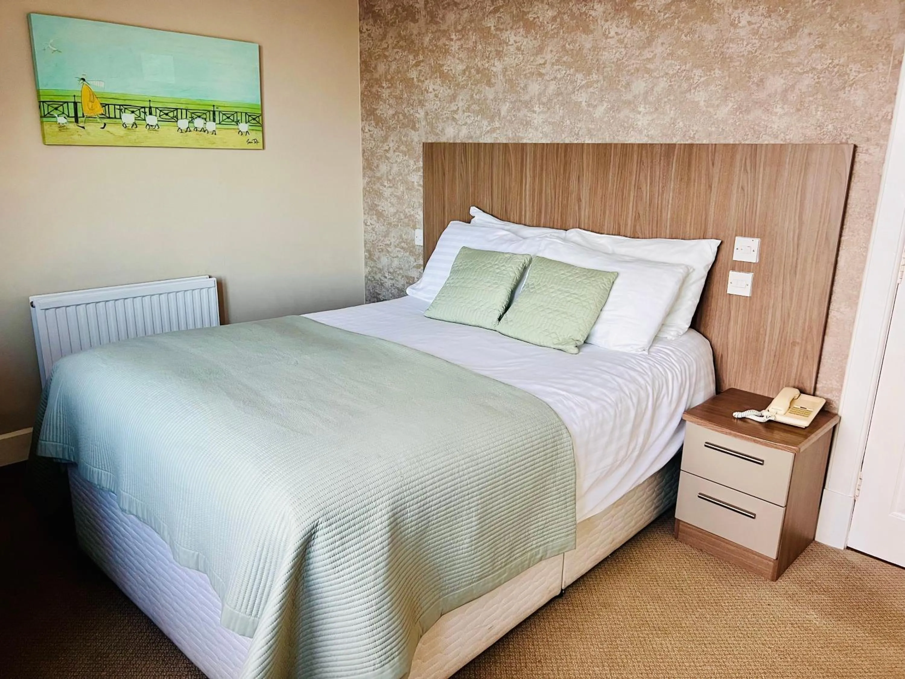 Bed in Cullen Bay Hotel