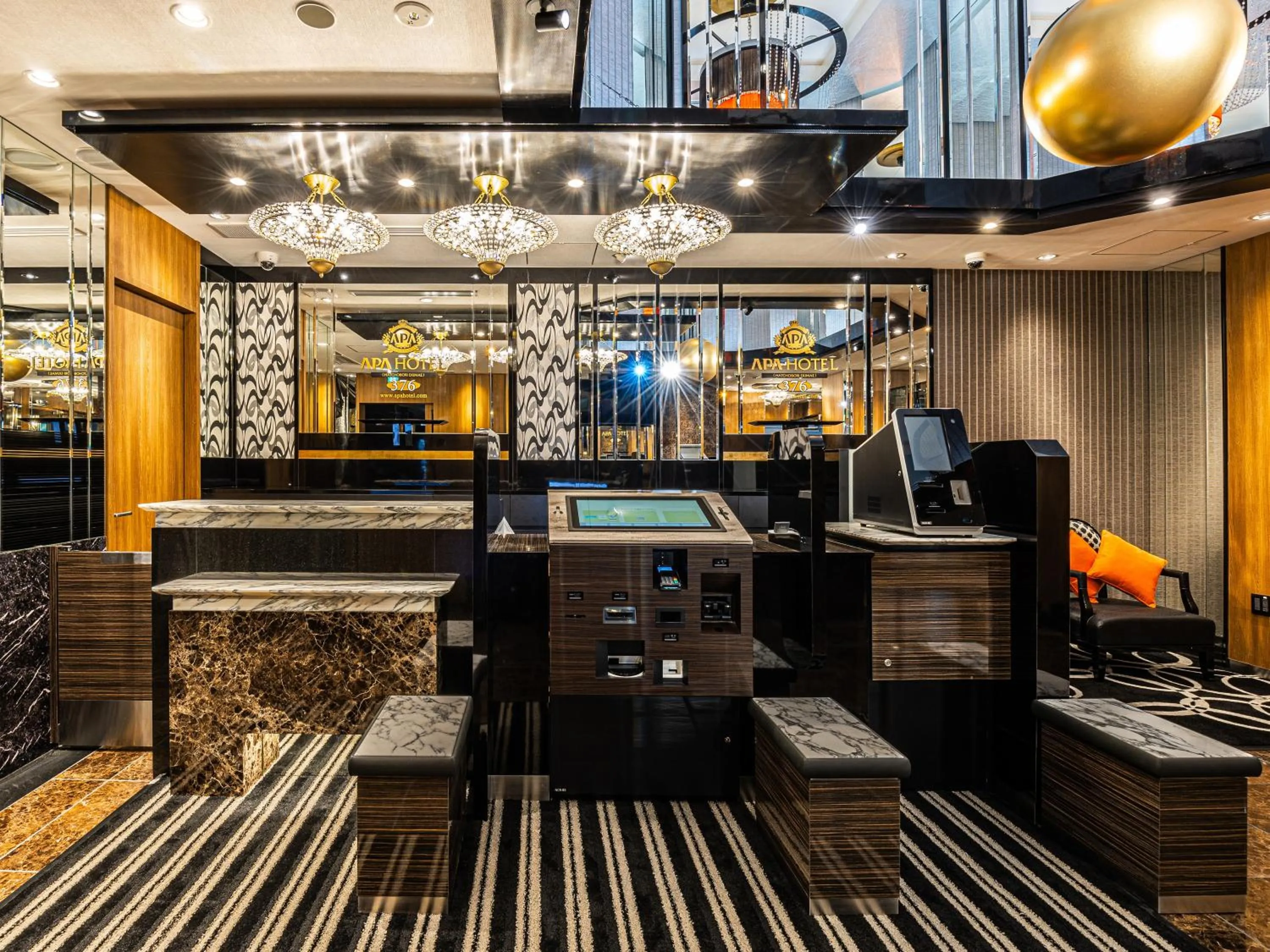 Lobby or reception in APA Hotel Hatchobori Ekimae