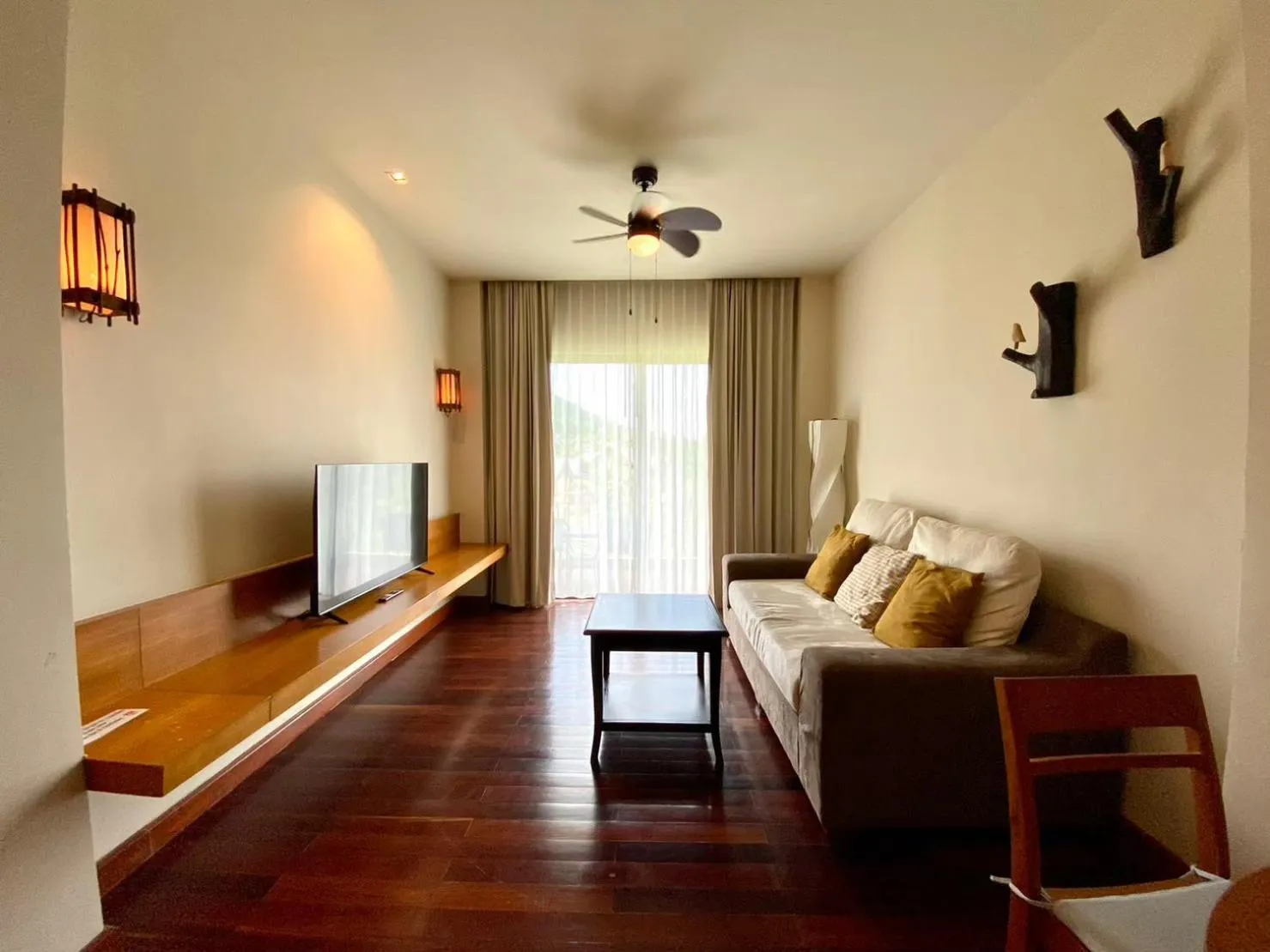 Bed in Patravana Resort