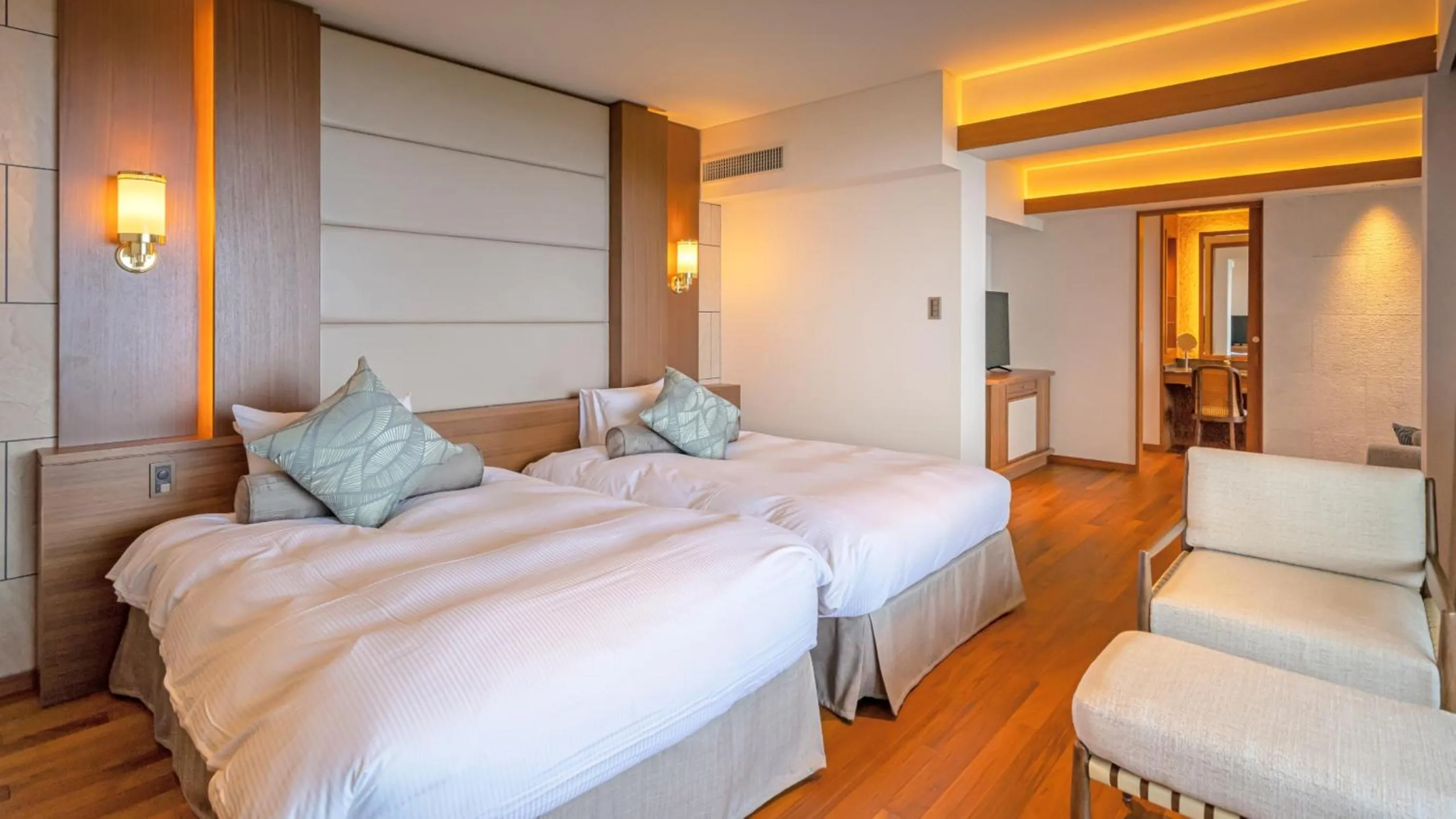 Bed in Izu Hotel Resort & Spa