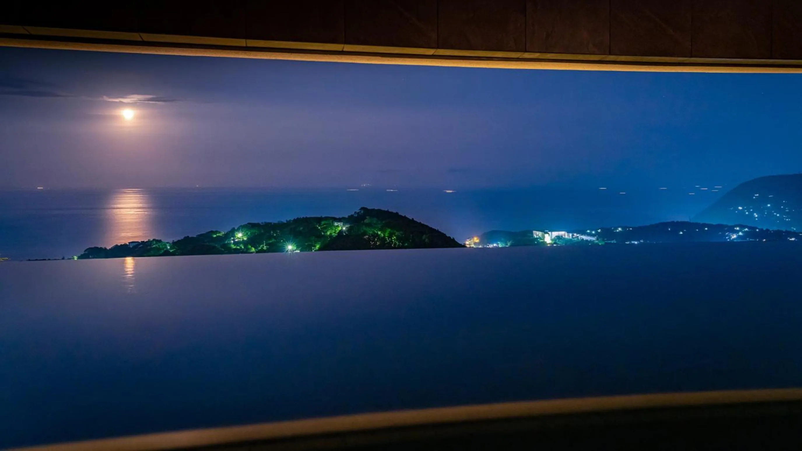 Izu Hotel Resort & Spa
