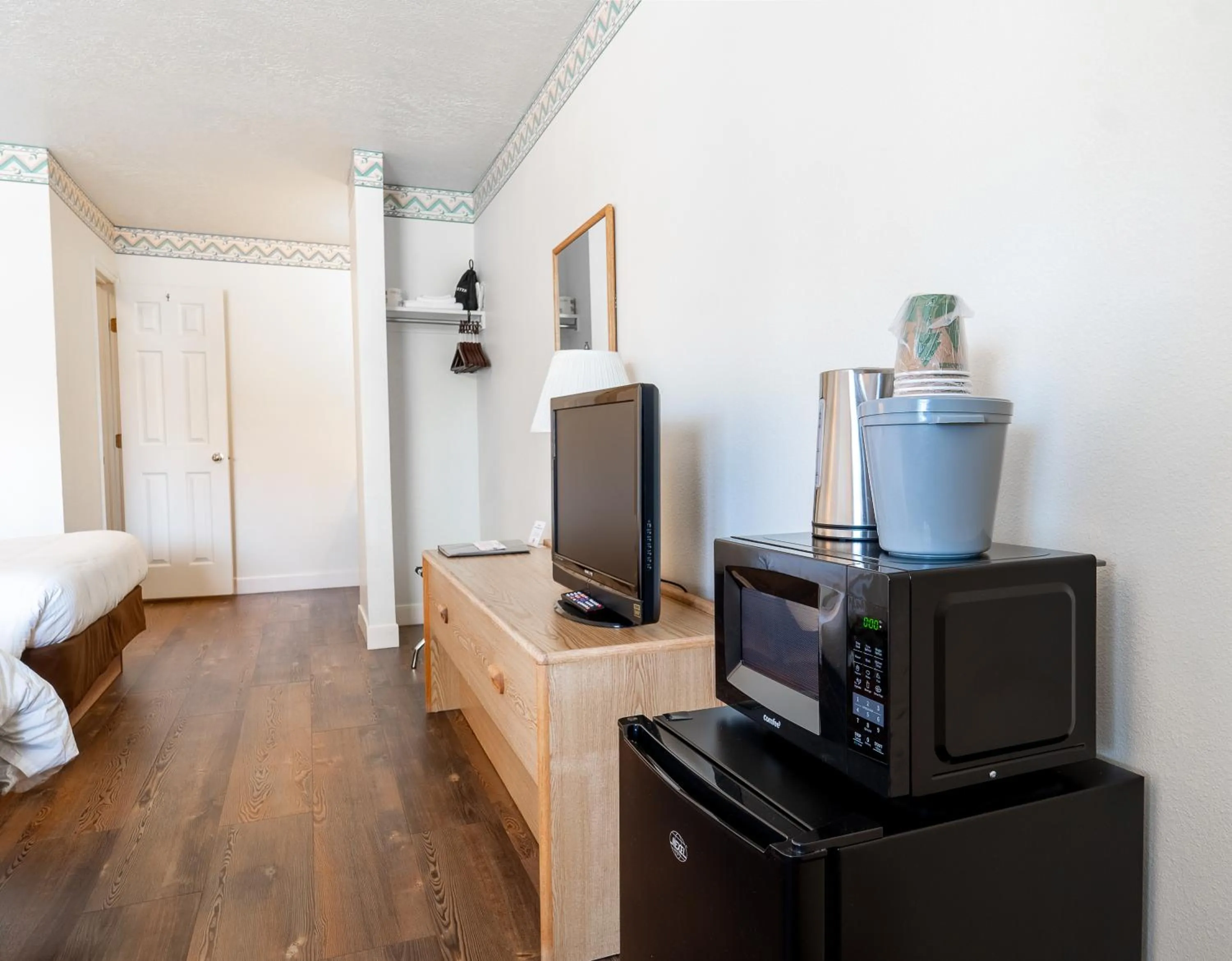 TV and multimedia, Bed in Motel Torrey